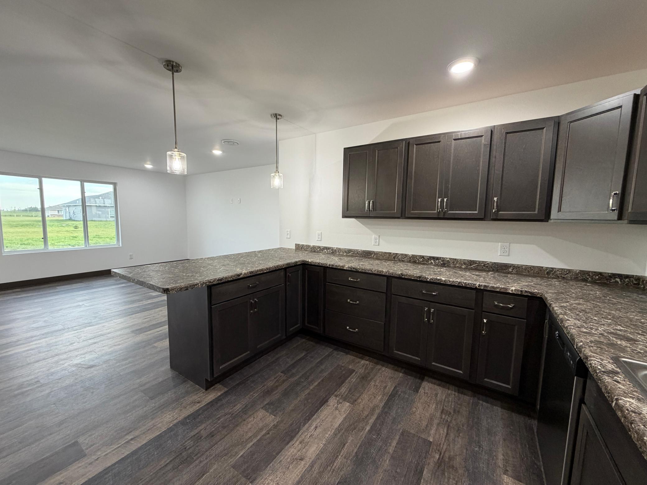 2025 single family home for sale at 100 Oak Crest Blvd in Roseau, MN — 3 bed, 2 bath (photo 8 of 23)