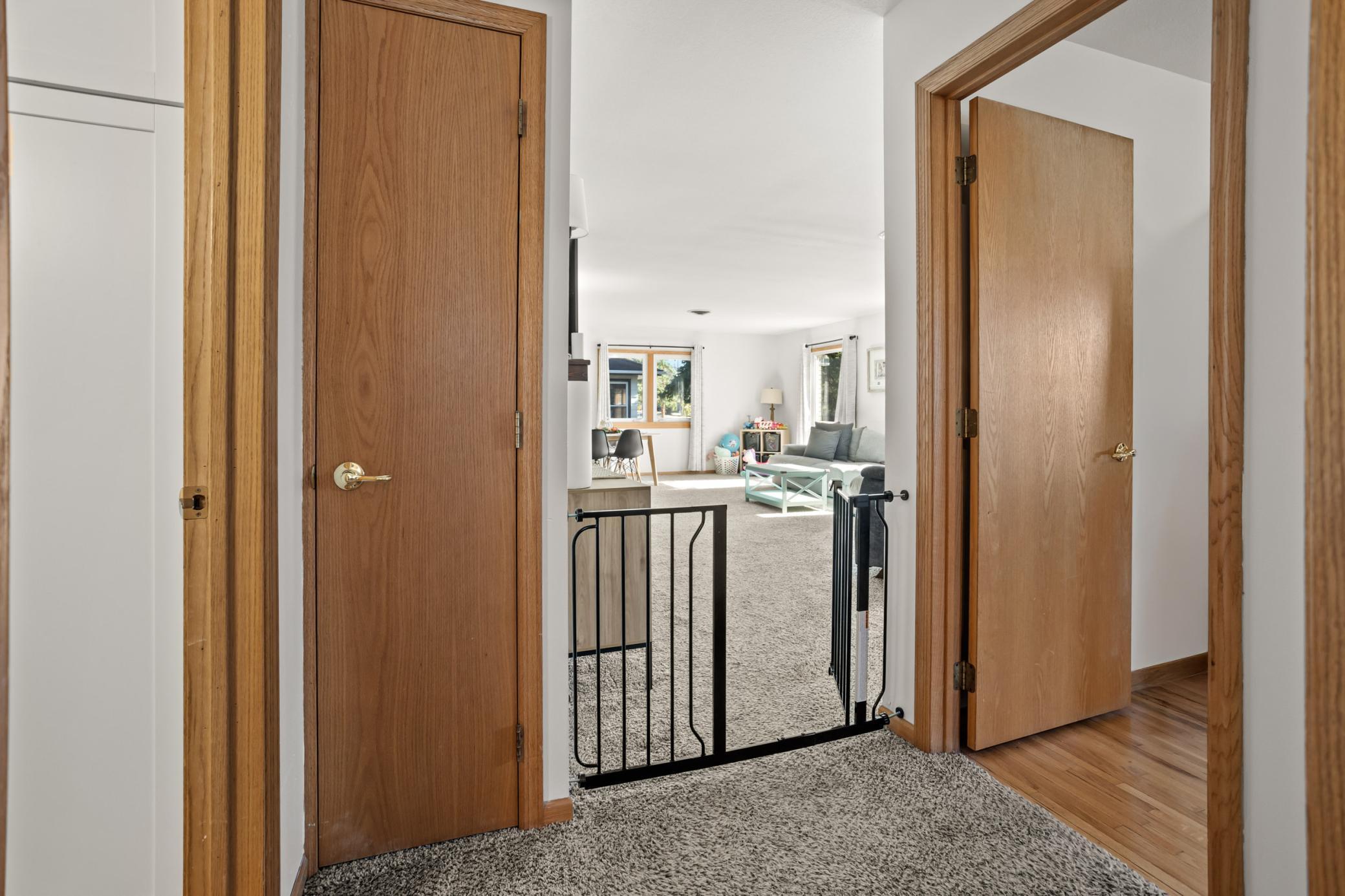 1950 single family home for sale at 332 Willow Street E in Detroit Lakes, MN — 2 bed, 1 bath (photo 13 of 37)