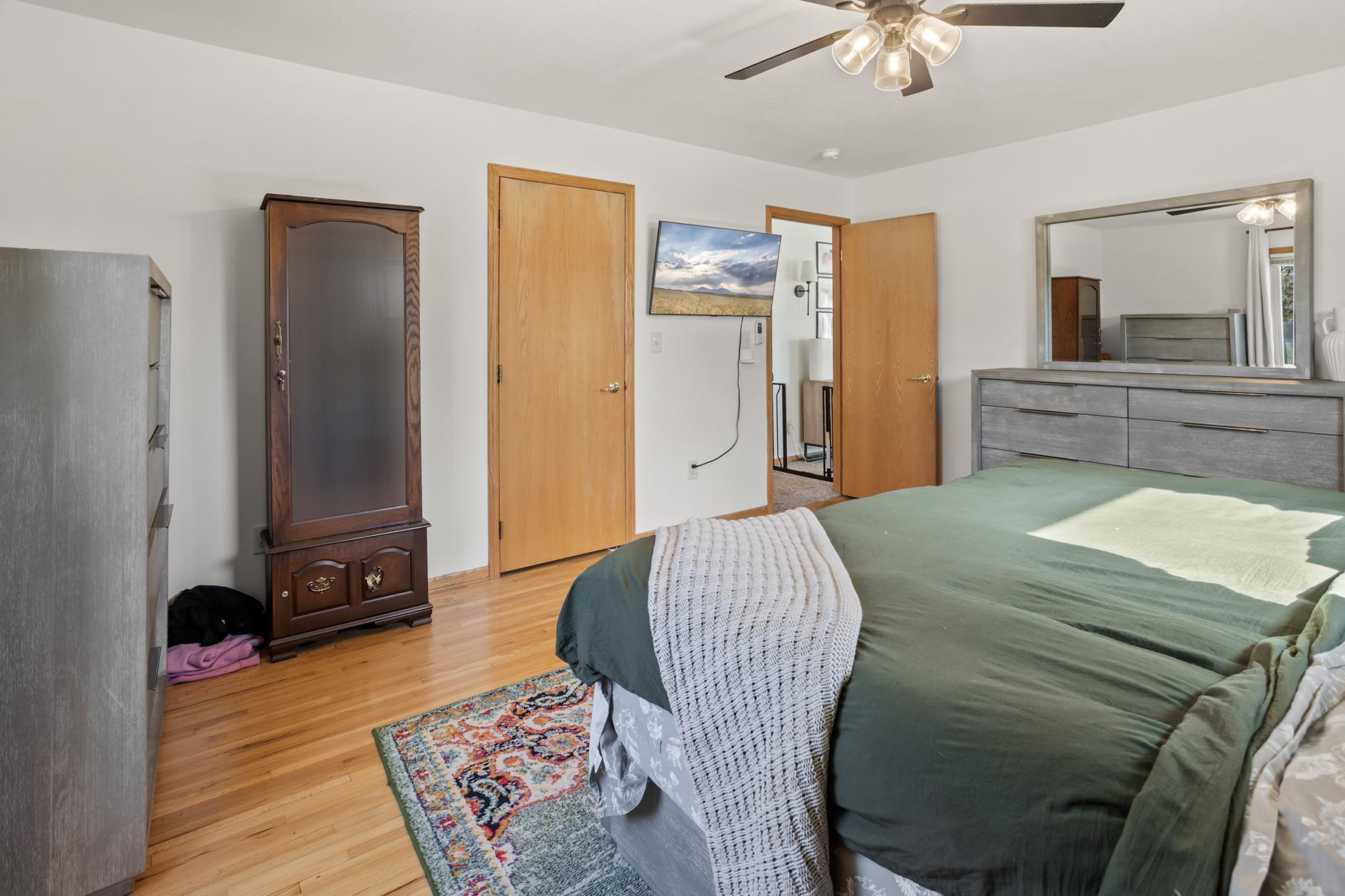 1950 single family home for sale at 332 Willow Street E in Detroit Lakes, MN — 2 bed, 1 bath (photo 16 of 37)
