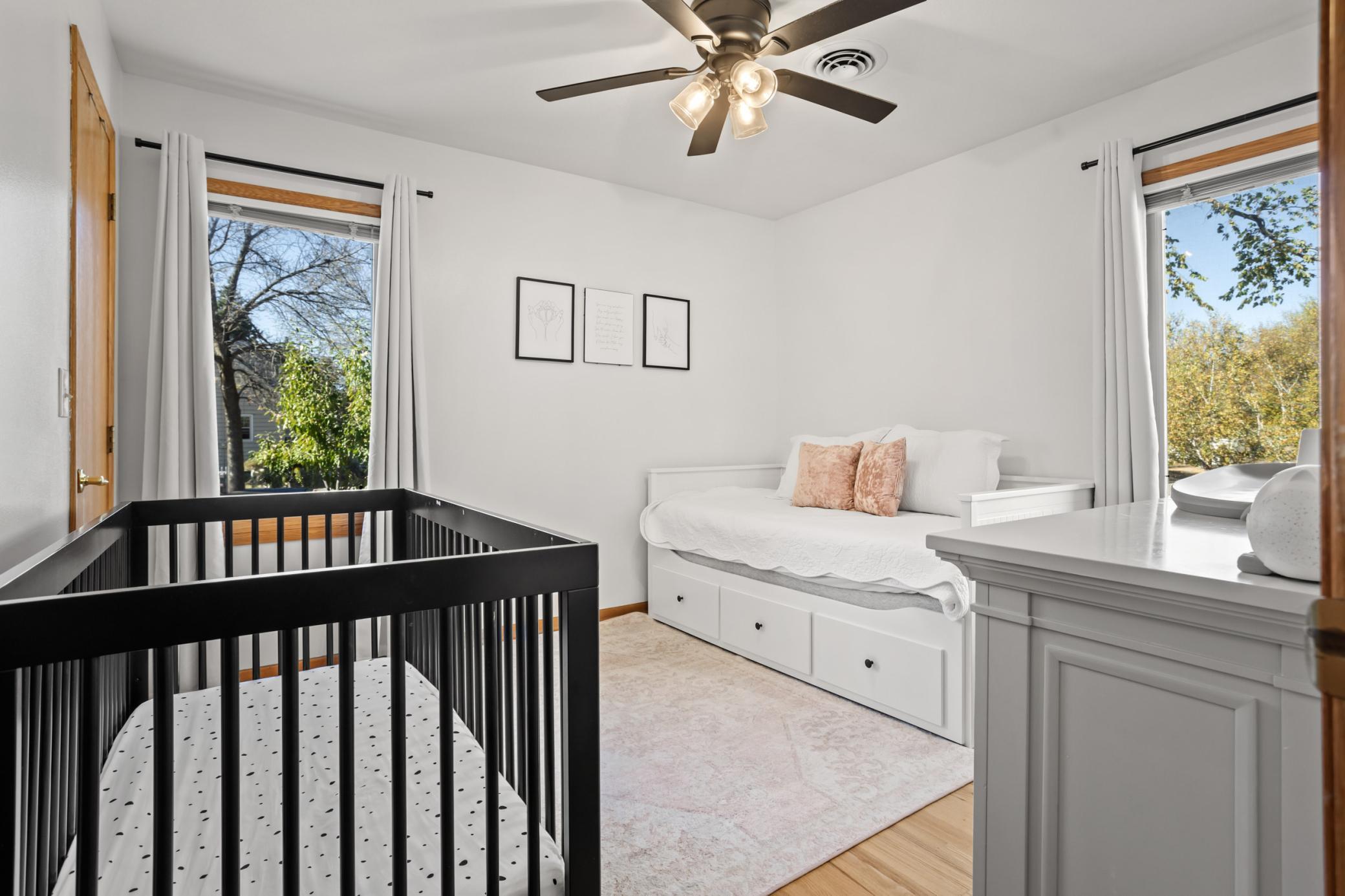 1950 single family home for sale at 332 Willow Street E in Detroit Lakes, MN — 2 bed, 1 bath (photo 17 of 37)