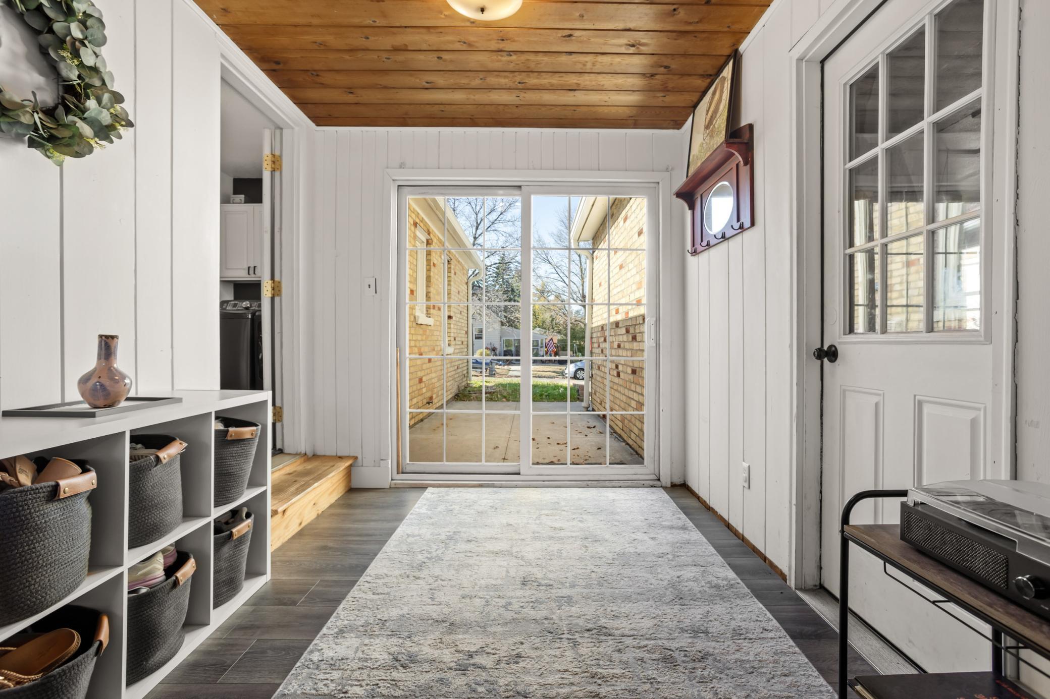 1950 single family home for sale at 332 Willow Street E in Detroit Lakes, MN — 2 bed, 1 bath (photo 22 of 37)