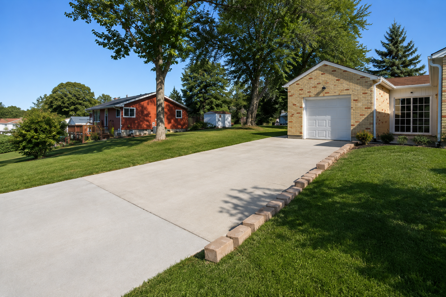 1950 single family home for sale at 332 Willow Street E in Detroit Lakes, MN — 2 bed, 1 bath (photo 28 of 37)