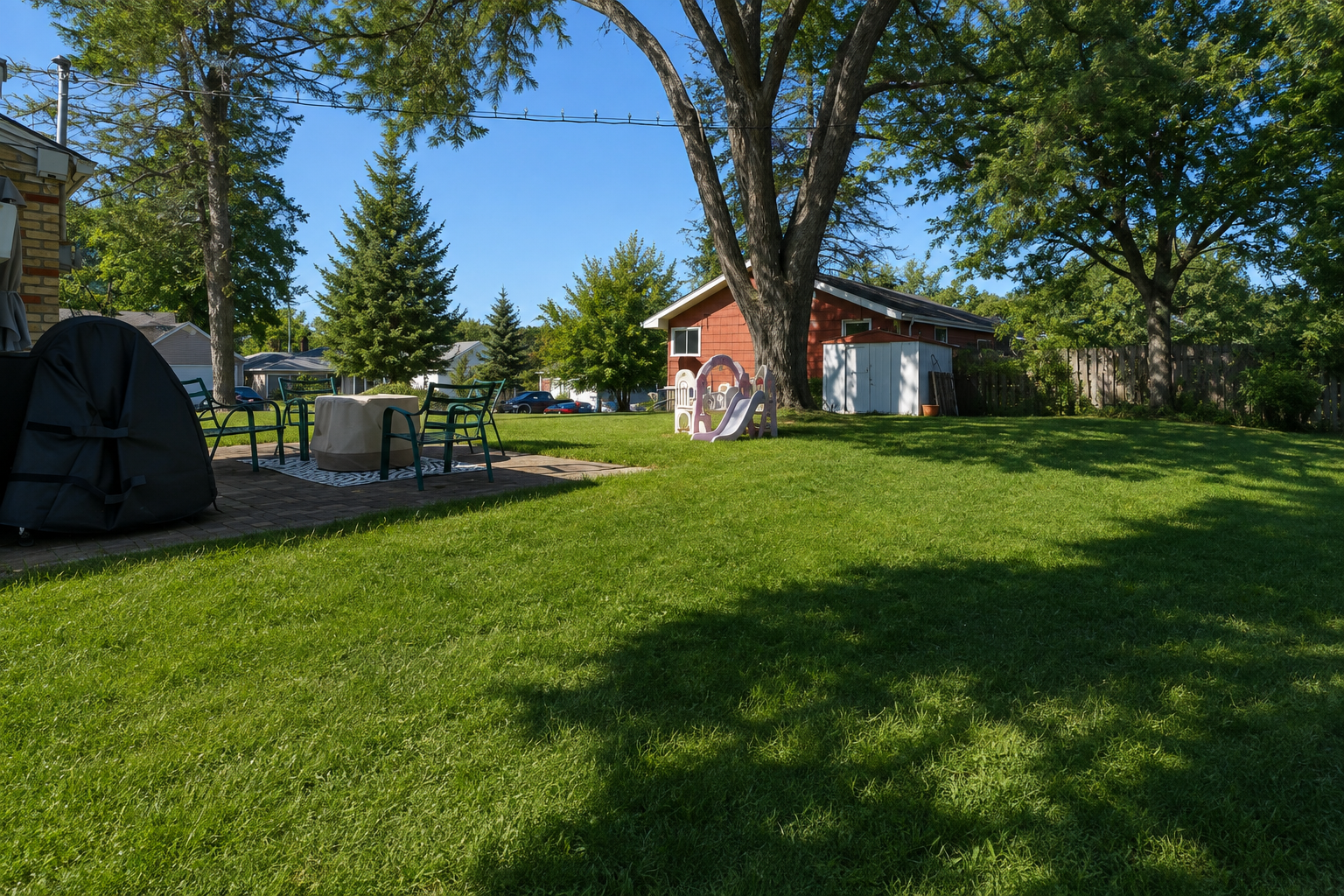 1950 single family home for sale at 332 Willow Street E in Detroit Lakes, MN — 2 bed, 1 bath (photo 29 of 37)