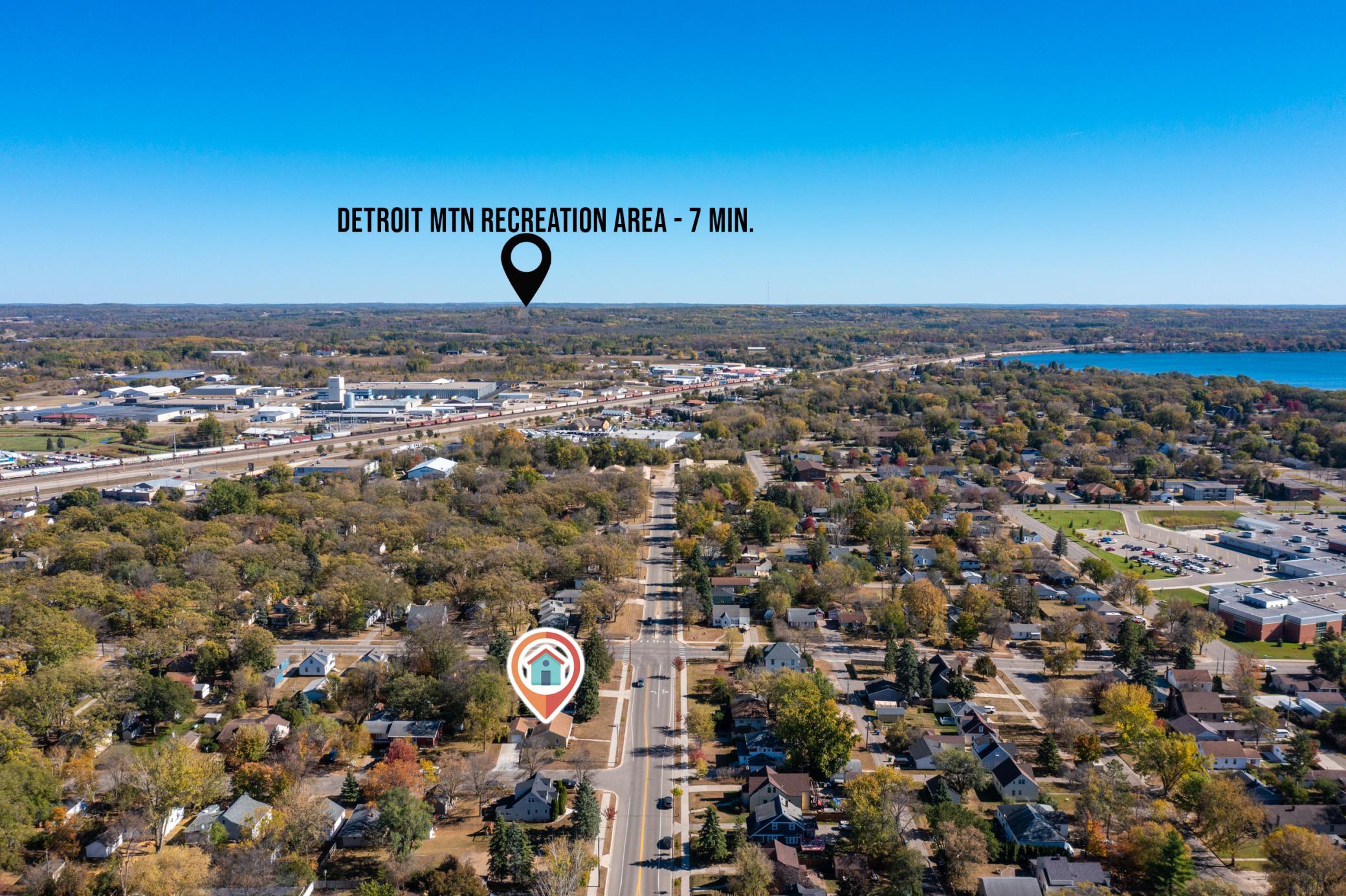 1950 single family home for sale at 332 Willow Street E in Detroit Lakes, MN — 2 bed, 1 bath (photo 37 of 37)