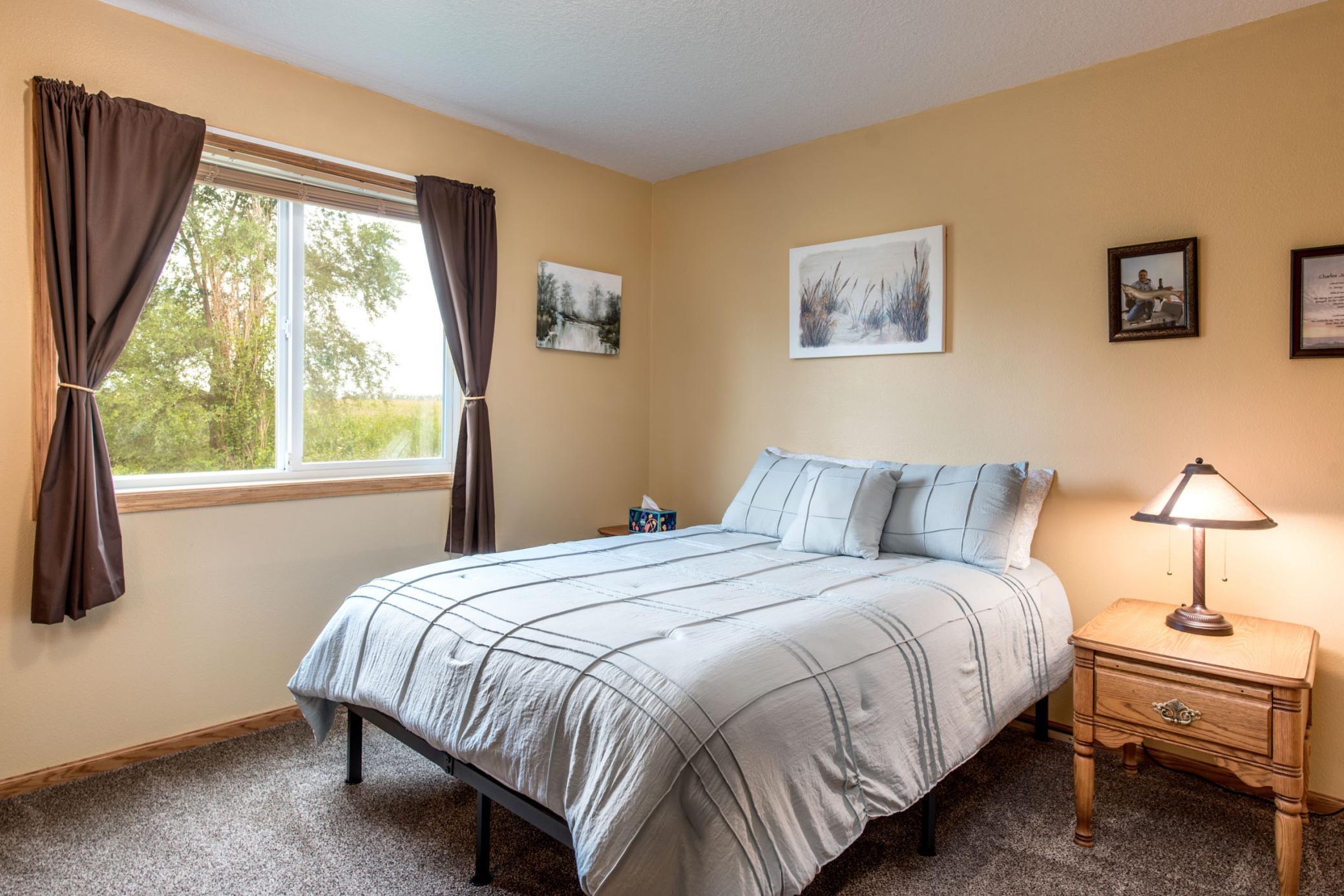 2003 single family home for sale at 614 W Colfax Street in Parkers Prairie, MN — 4 bed, 2 bath (photo 14 of 34)