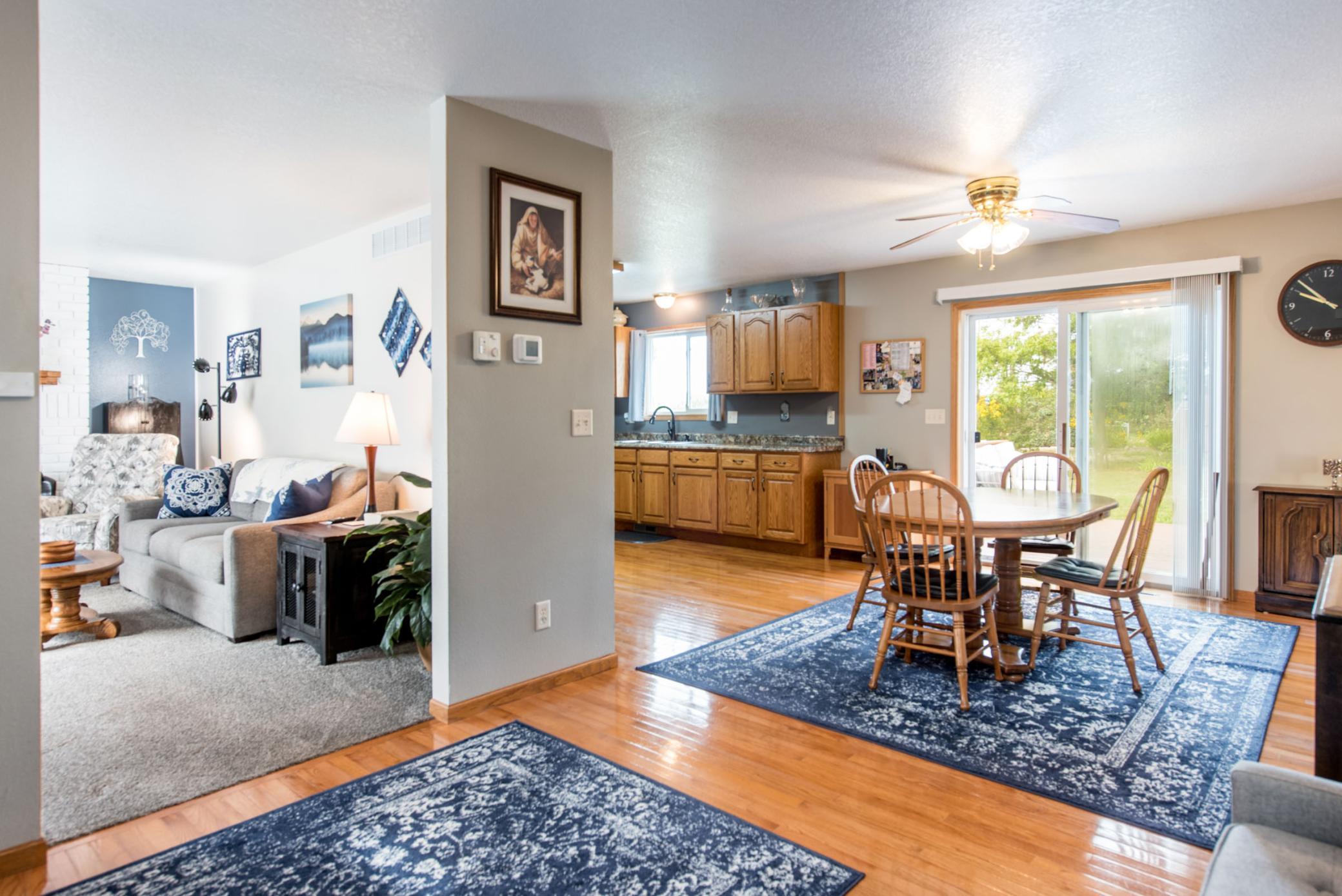 2003 single family home for sale at 614 W Colfax Street in Parkers Prairie, MN — 4 bed, 2 bath (photo 3 of 34)