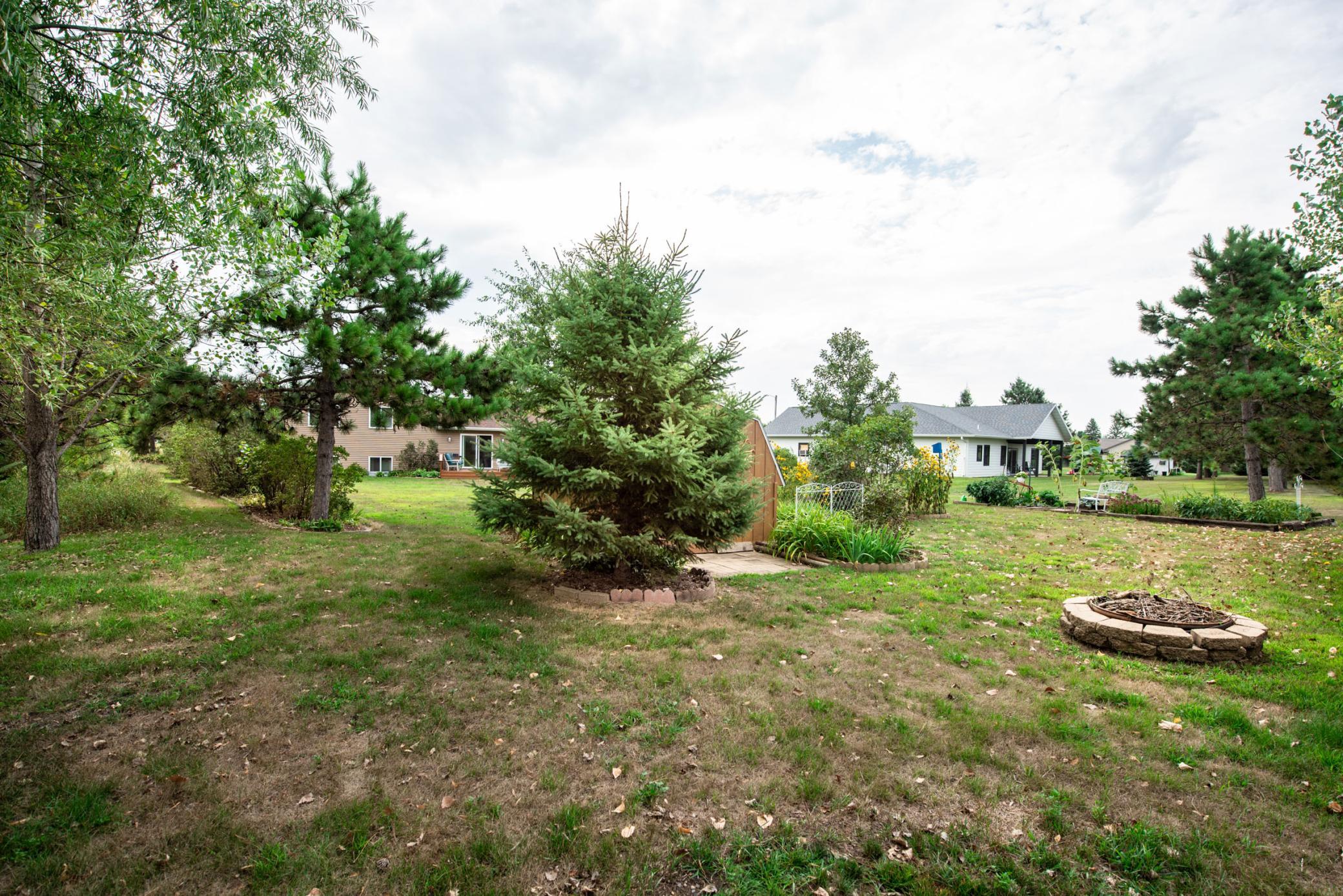 2003 single family home for sale at 614 W Colfax Street in Parkers Prairie, MN — 4 bed, 2 bath (photo 24 of 34)