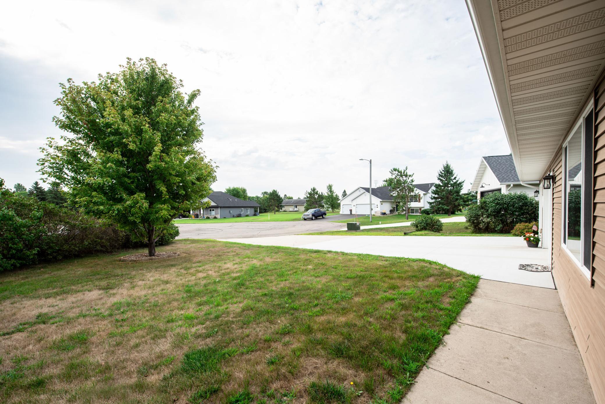 2003 single family home for sale at 614 W Colfax Street in Parkers Prairie, MN — 4 bed, 2 bath (photo 28 of 34)