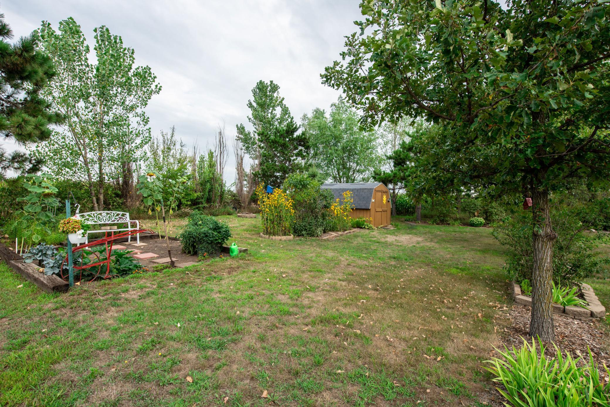 2003 single family home for sale at 614 W Colfax Street in Parkers Prairie, MN — 4 bed, 2 bath (photo 29 of 34)