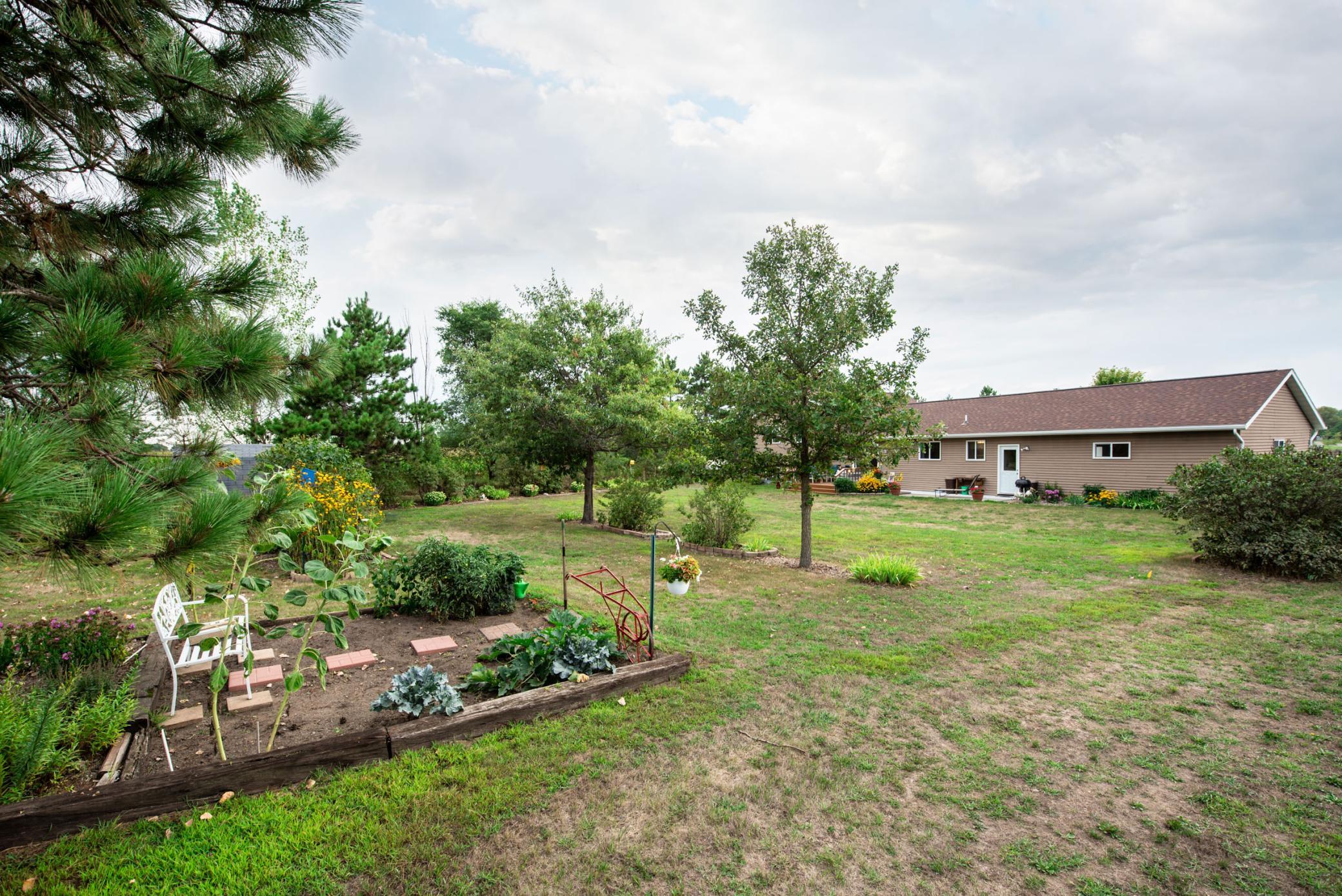 2003 single family home for sale at 614 W Colfax Street in Parkers Prairie, MN — 4 bed, 2 bath (photo 30 of 34)