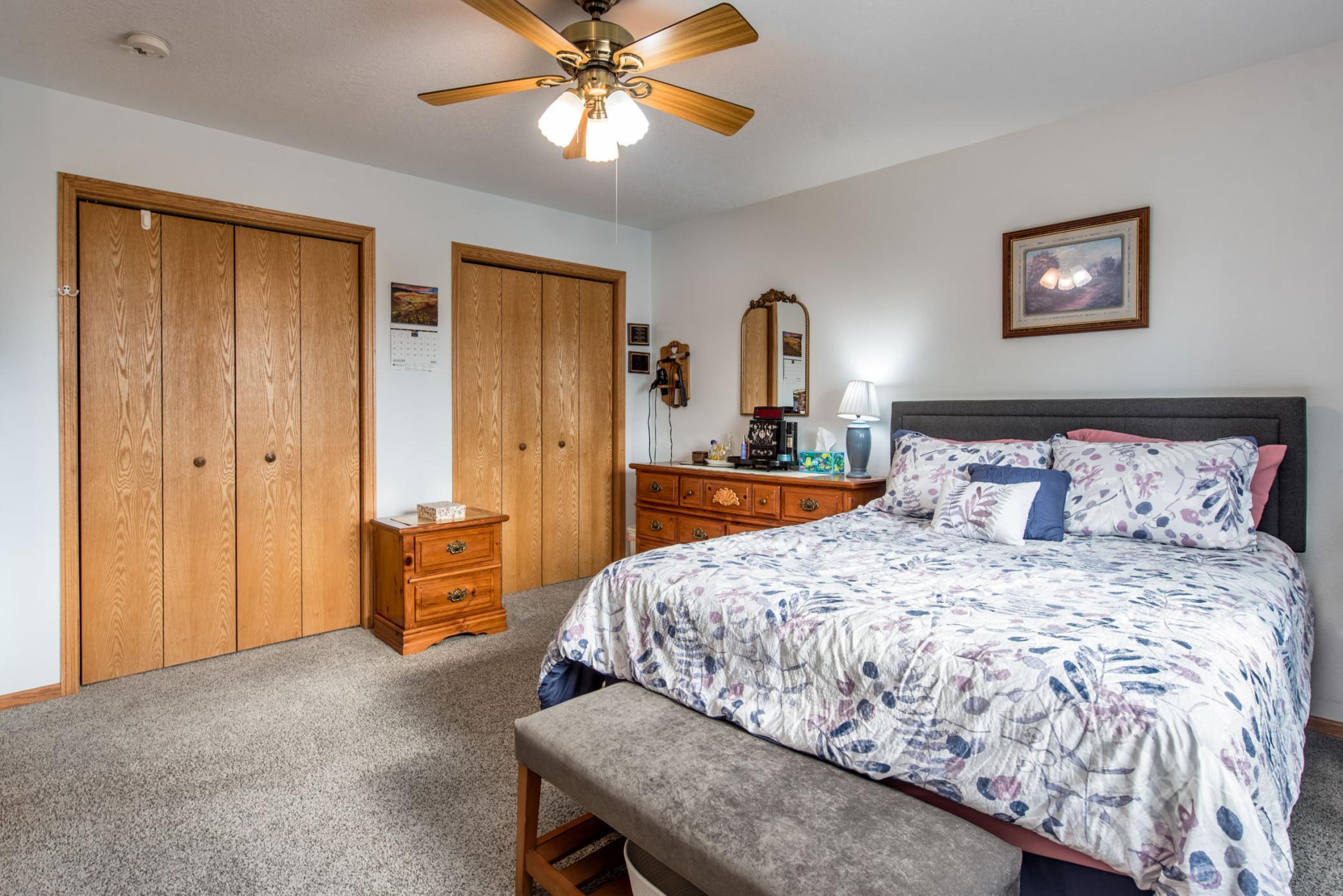 2003 single family home for sale at 614 W Colfax Street in Parkers Prairie, MN — 4 bed, 2 bath (photo 9 of 34)