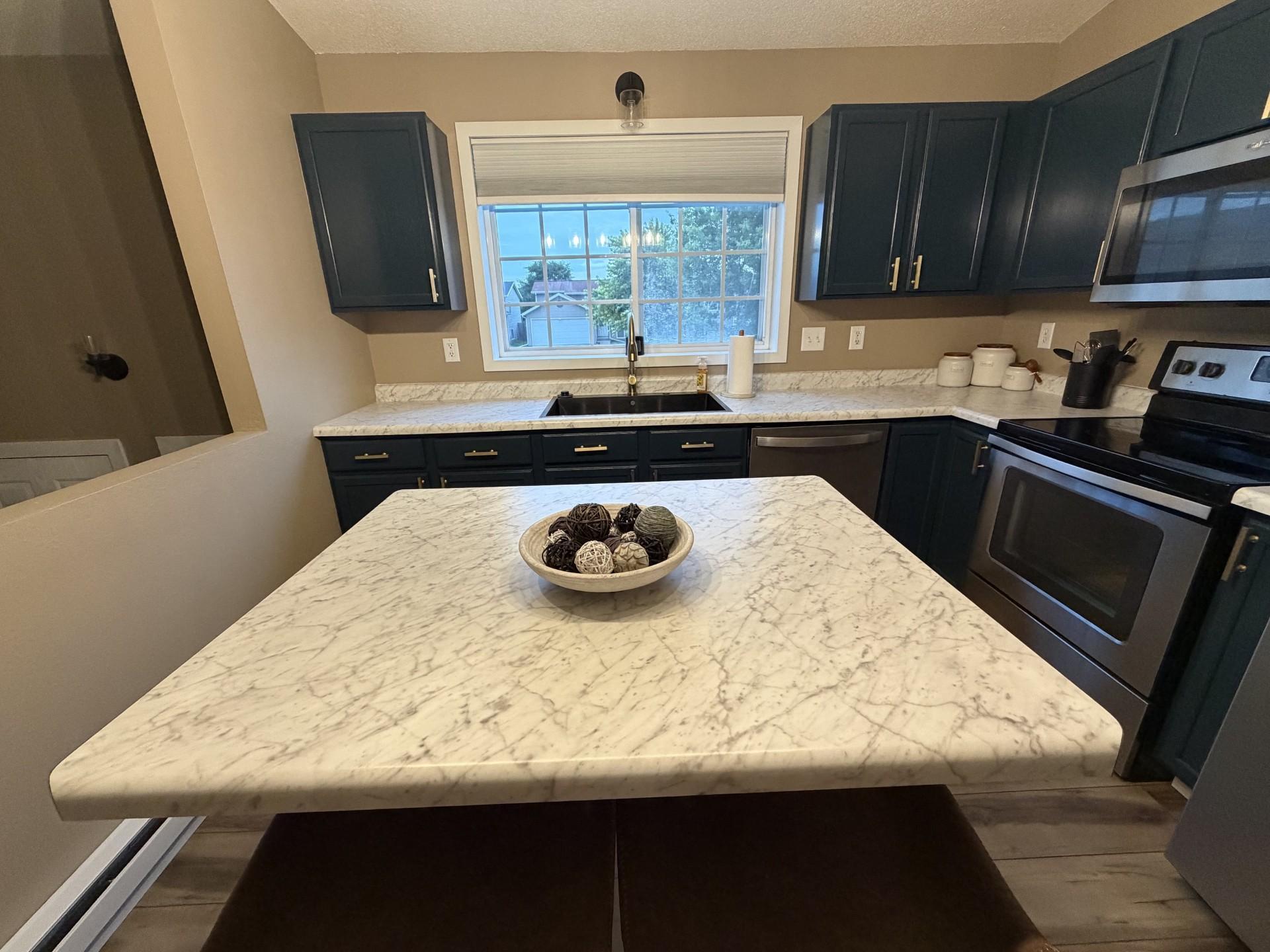2008 single family home for sale at 3016 32nd Avenue S in Moorhead, MN — 3 bed, 2 bath (photo 11 of 28)