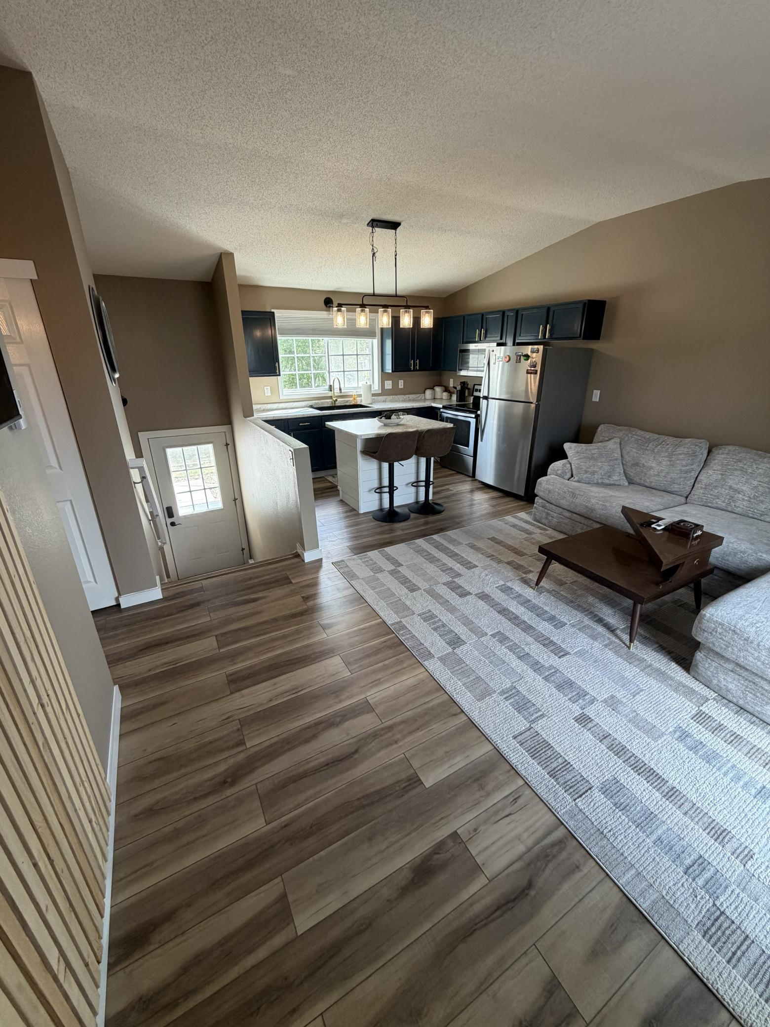 2008 single family home for sale at 3016 32nd Avenue S in Moorhead, MN — 3 bed, 2 bath (photo 6 of 28)