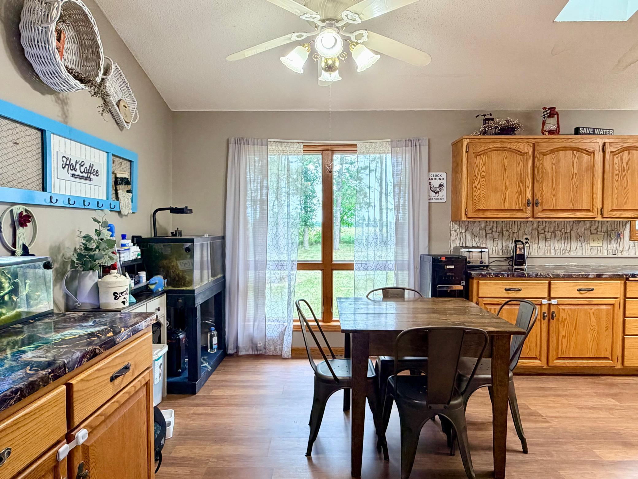 1995 single family home for sale at 506 Jackson Street E in Parkers Prairie, MN — 3 bed, 2 bath (photo 20 of 46)