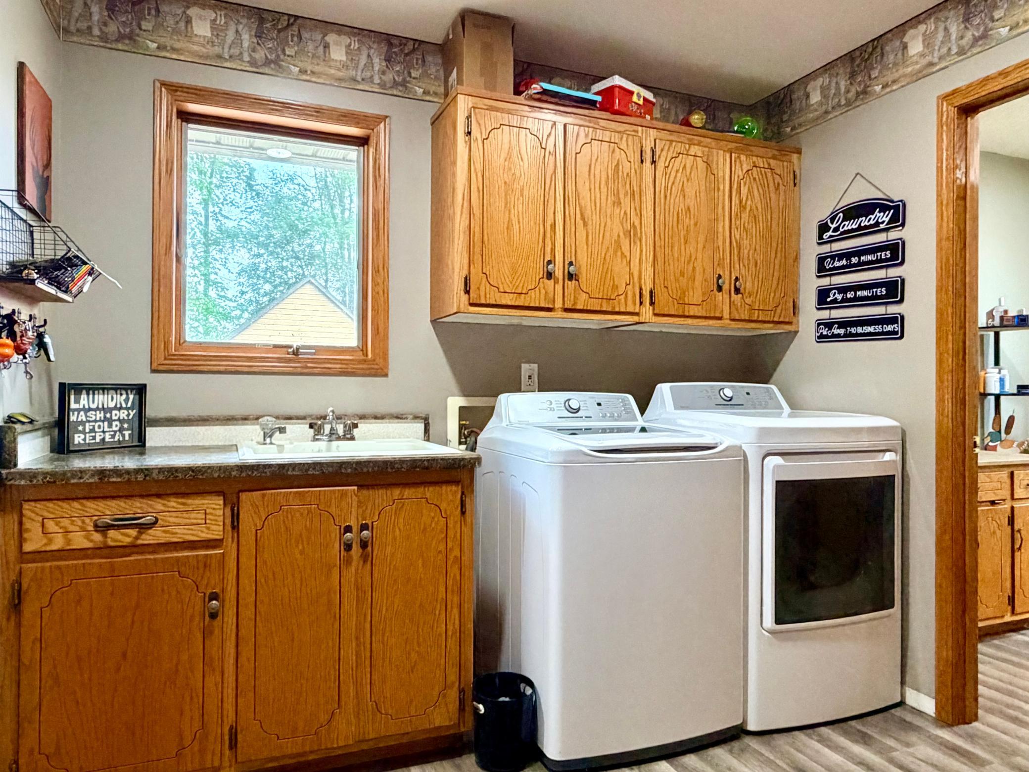 1995 single family home for sale at 506 Jackson Street E in Parkers Prairie, MN — 3 bed, 2 bath (photo 26 of 46)