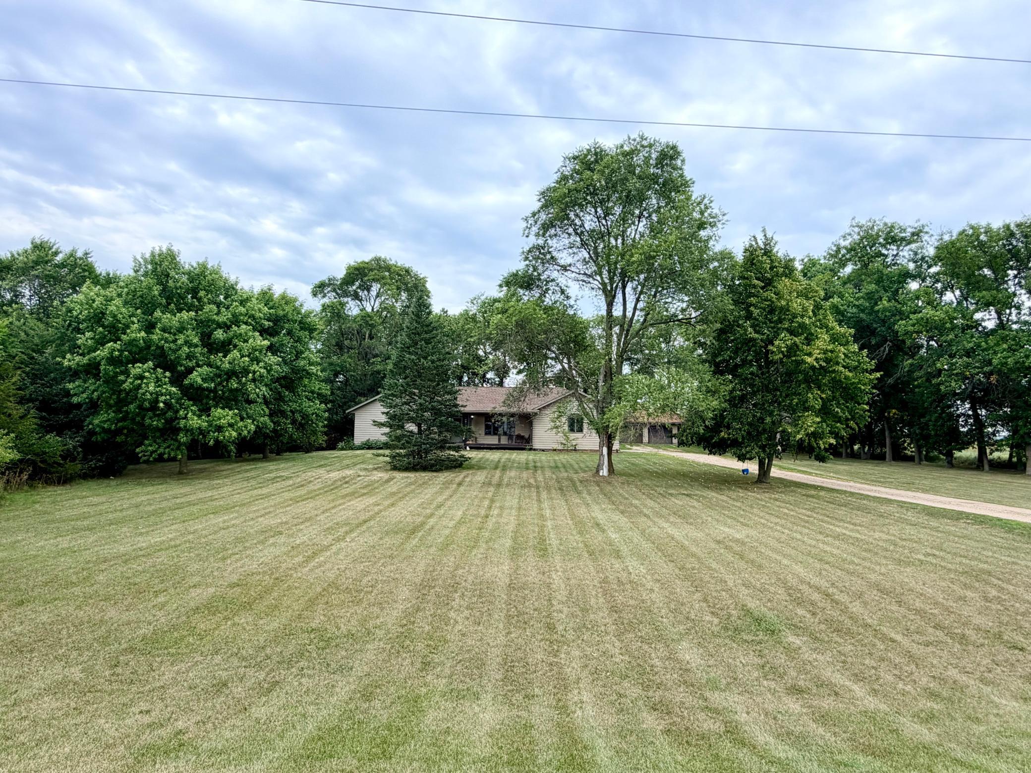 1995 single family home for sale at 506 Jackson Street E in Parkers Prairie, MN — 3 bed, 2 bath (photo 46 of 46)