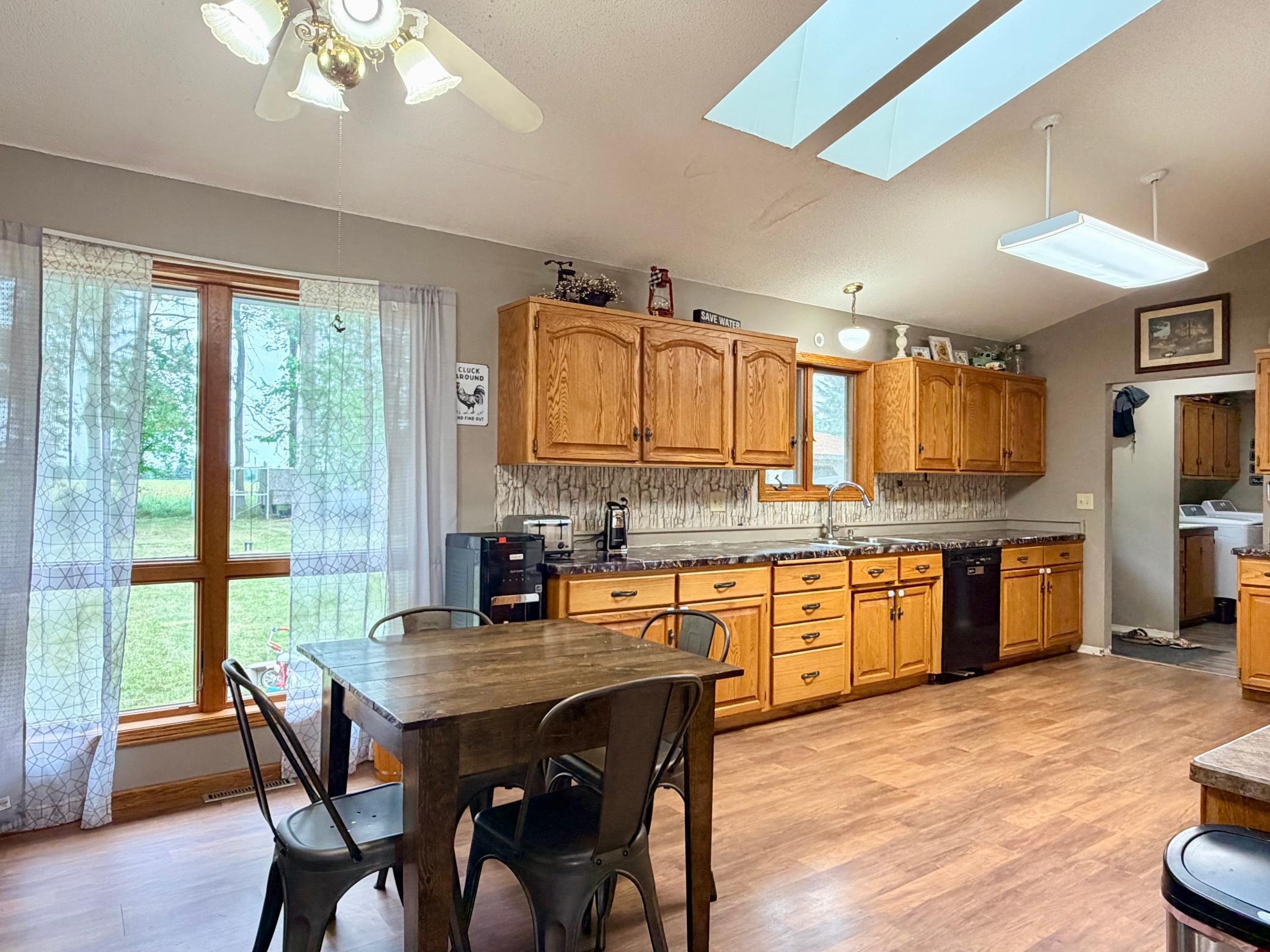 1995 single family home for sale at 506 Jackson Street E in Parkers Prairie, MN — 3 bed, 2 bath (photo 6 of 46)