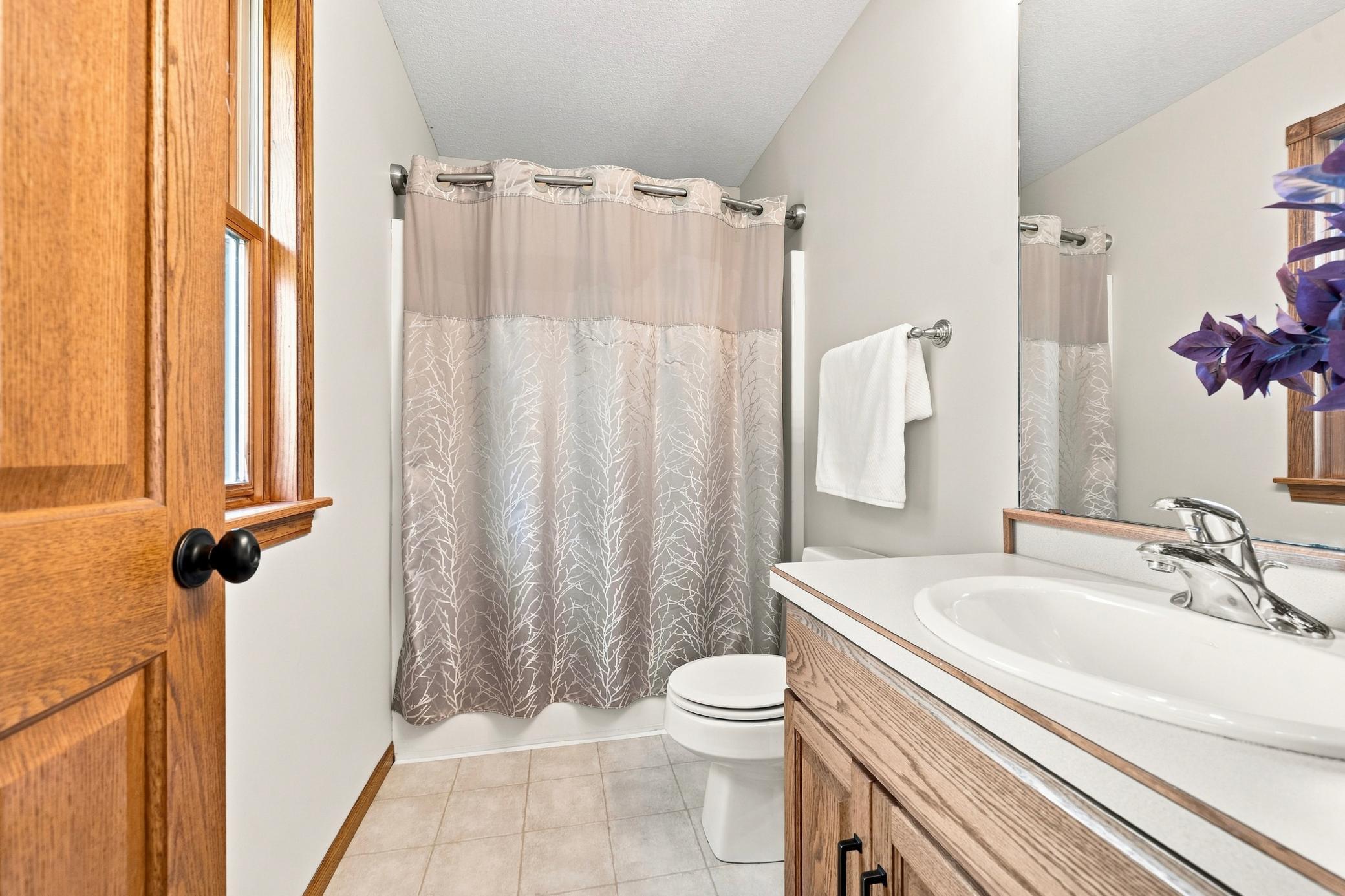 2005 single family home for sale at 3234 Crimson Drive NW in Garfield, MN — 4 bed, 3 bath (photo 18 of 52)