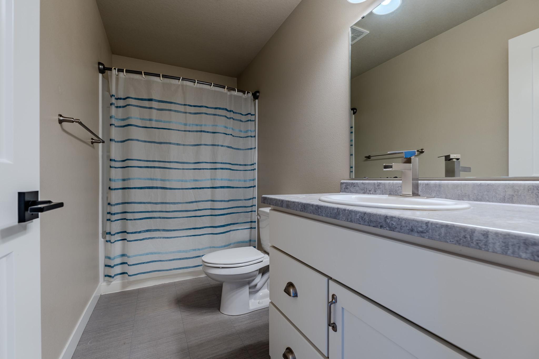 2017 single family home for sale at 6204 63rd Avenue S in Fargo, ND — 5 bed, 4 bath (photo 49 of 74)