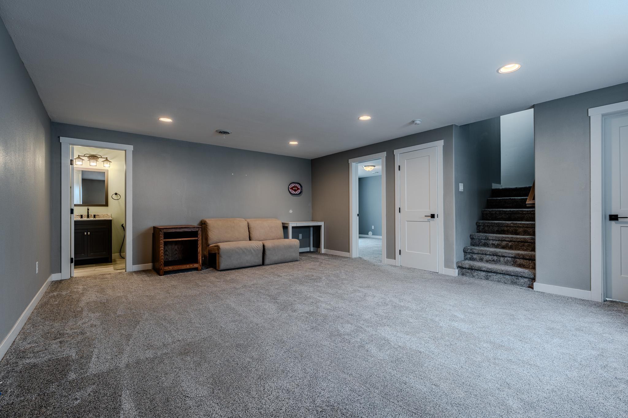 2017 single family home for sale at 6204 63rd Avenue S in Fargo, ND — 5 bed, 4 bath (photo 53 of 74)