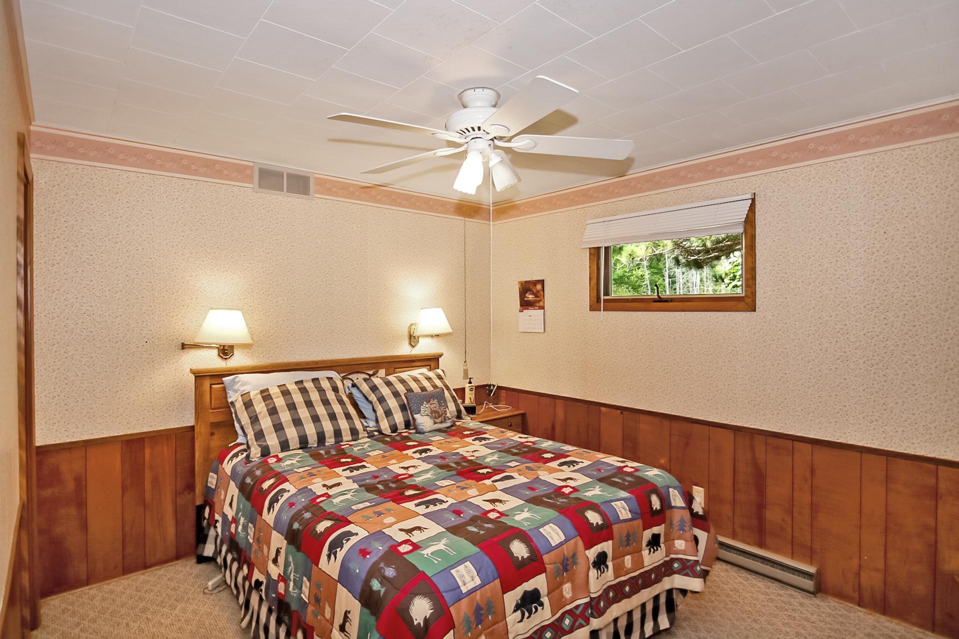 1969 single family home for sale at 5553 Wilderness Road in Pequot Lakes, MN — 2 bed, 2 bath (photo 11 of 36)