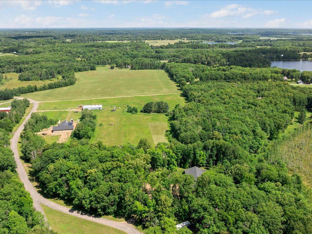 2022 single family home for sale at 19410 Lookout Road in Ironton, MN — 3 bed, 3 bath (photo 13 of 37)