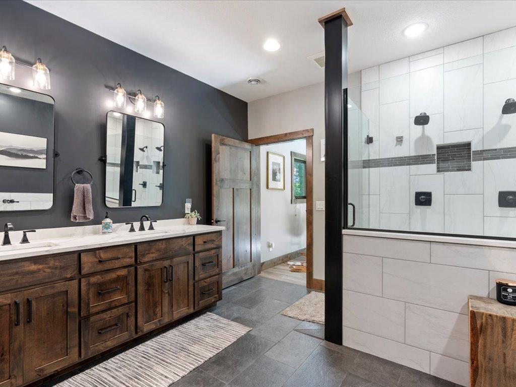 2022 single family home for sale at 19410 Lookout Road in Ironton, MN — 3 bed, 3 bath (photo 19 of 37)