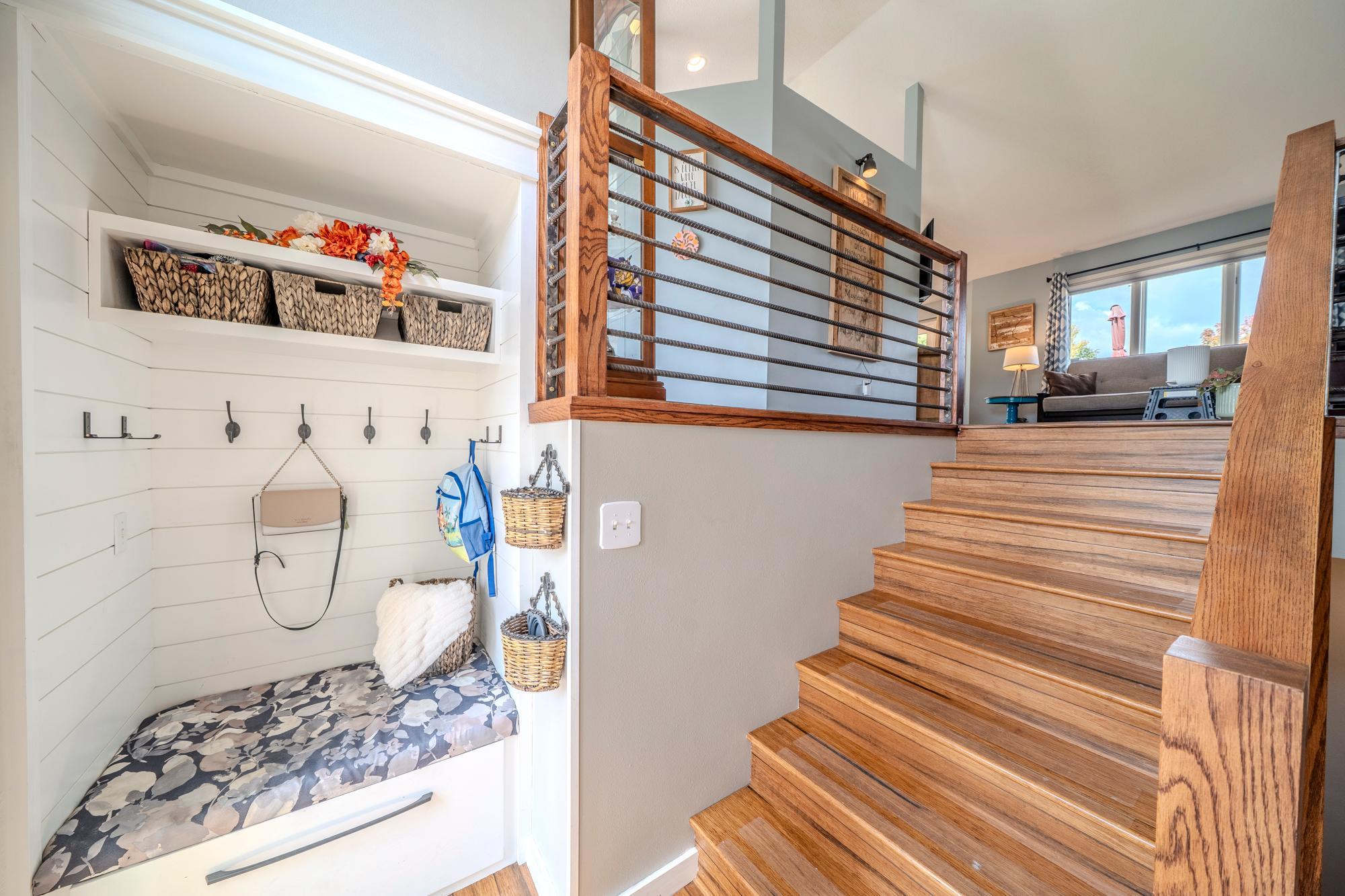 1998 single family home for sale at 2501 PARKVIEW Drive S in Fargo, ND — 4 bed, 3 bath (photo 17 of 32)
