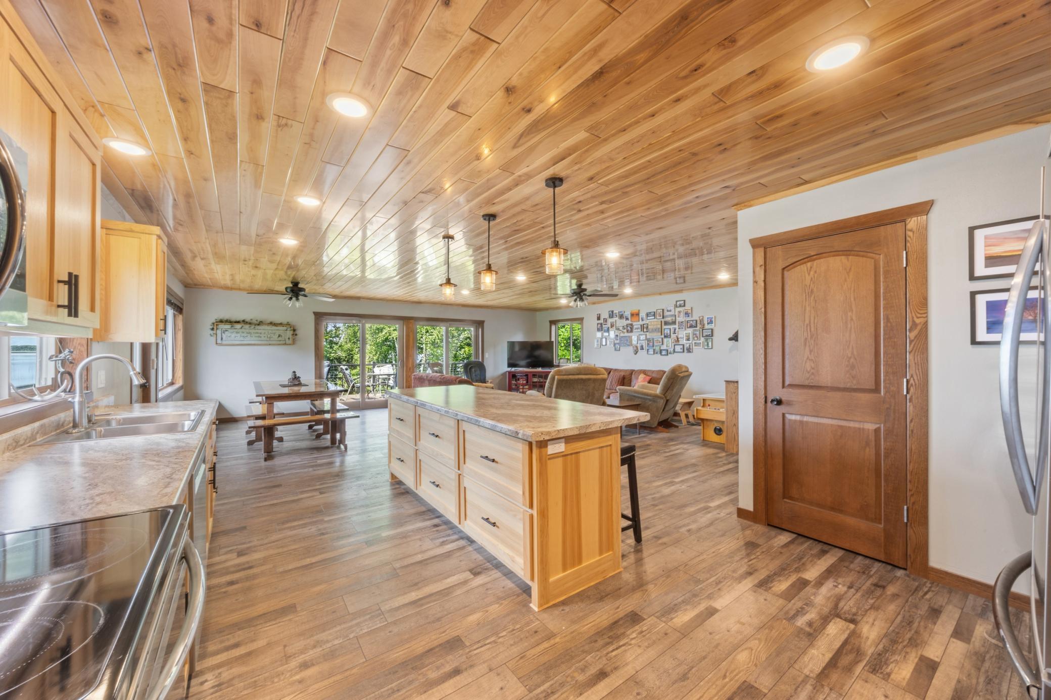 1978 single family home for sale at 46824 Foss Road in Osage, MN — 5 bed, 3 bath (photo 9 of 43)