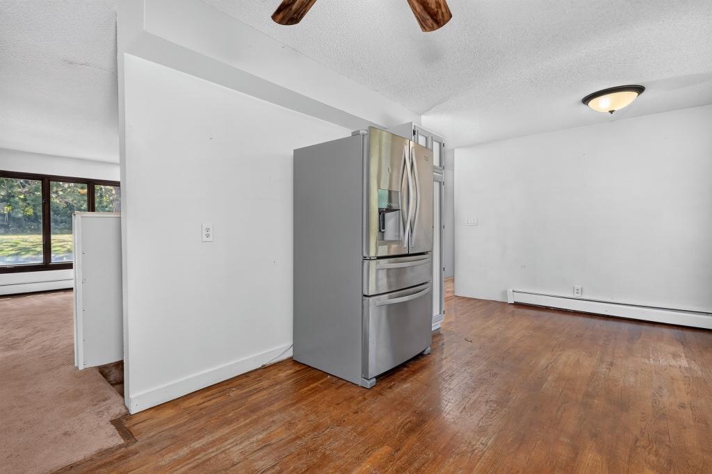 1969 single family home for sale at 601 SW 1st Avenue in Grand Rapids, MN — 3 bed, 2 bath (photo 11 of 61)