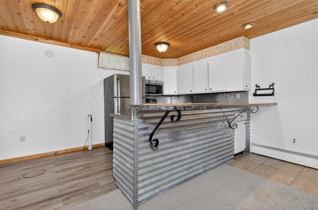 1969 single family home for sale at 601 SW 1st Avenue in Grand Rapids, MN — 3 bed, 2 bath (photo 34 of 61)