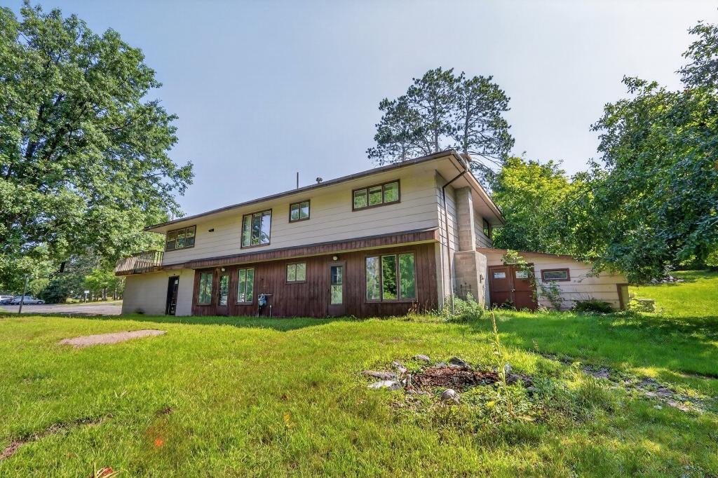 1969 single family home for sale at 601 SW 1st Avenue in Grand Rapids, MN — 3 bed, 2 bath (photo 5 of 61)