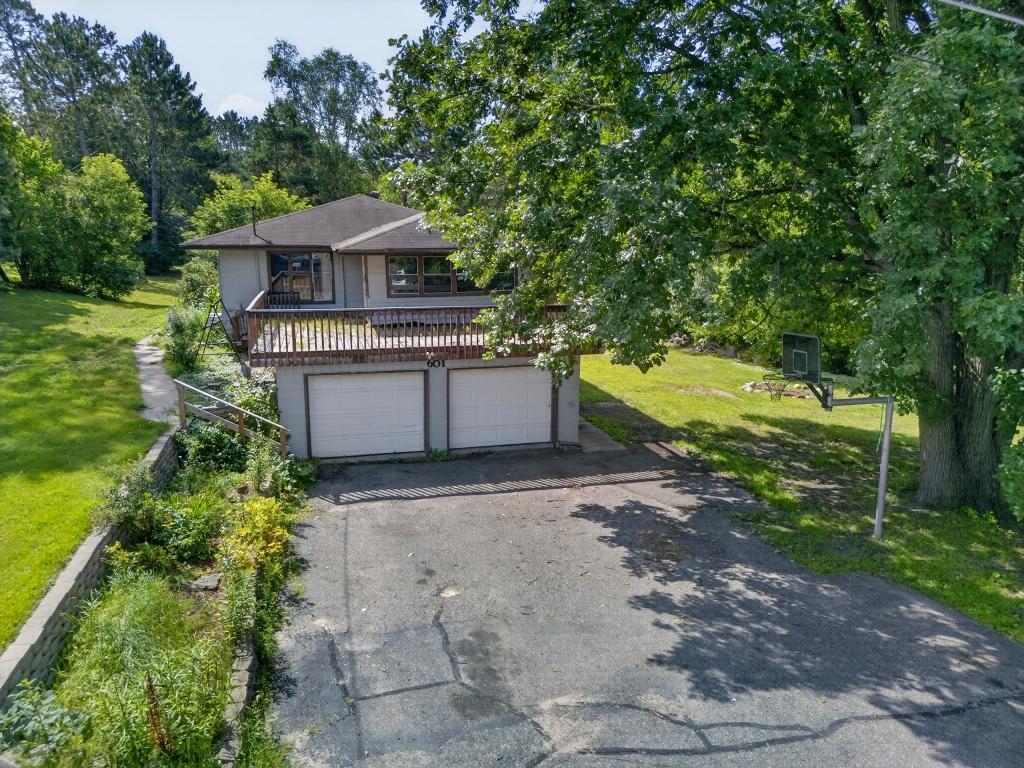 1969 single family home for sale at 601 SW 1st Avenue in Grand Rapids, MN — 3 bed, 2 bath (photo 53 of 61)