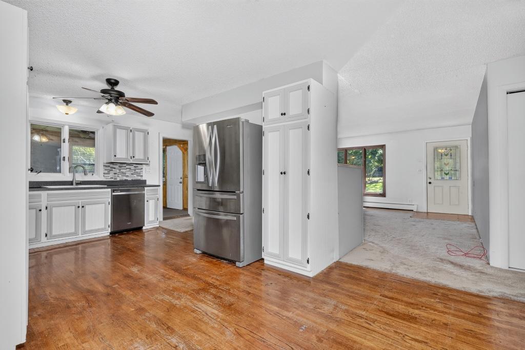 1969 single family home for sale at 601 SW 1st Avenue in Grand Rapids, MN — 3 bed, 2 bath (photo 10 of 61)