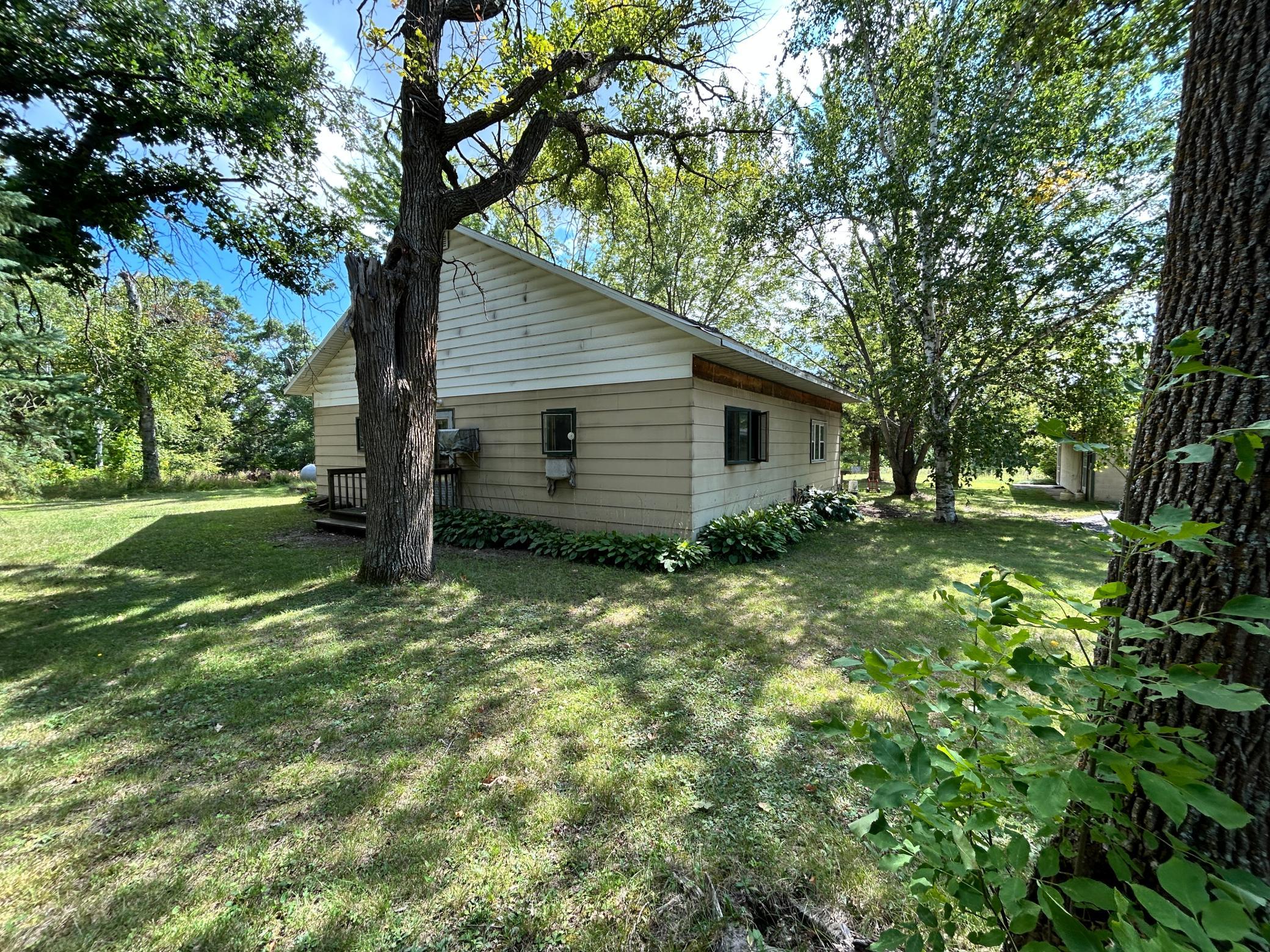 1970 single family home for sale at 3143 State 200 NW in Walker, MN — 2 bed, 1 bath (photo 3 of 56)