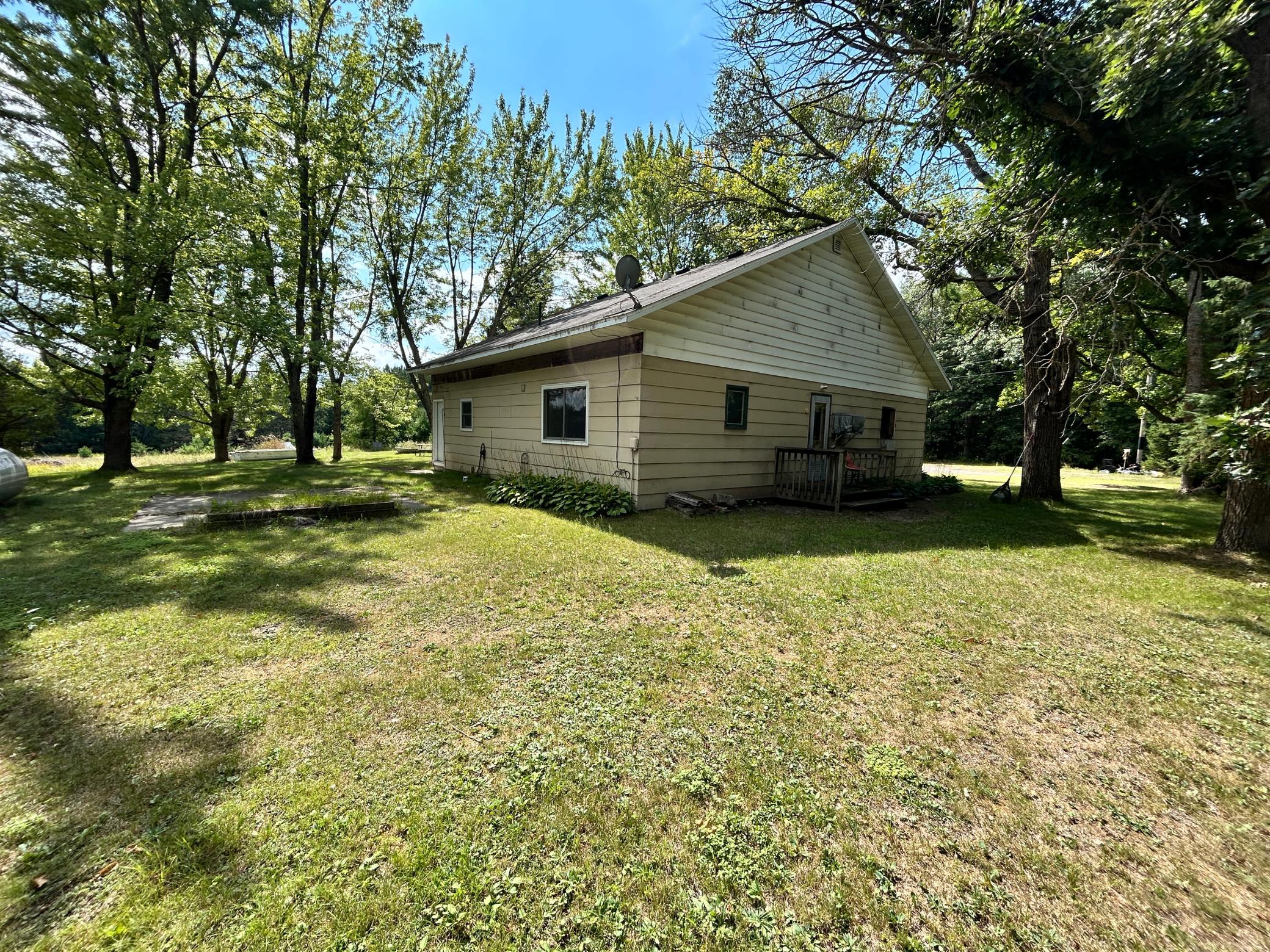 1970 single family home for sale at 3143 State 200 NW in Walker, MN — 2 bed, 1 bath (photo 5 of 56)