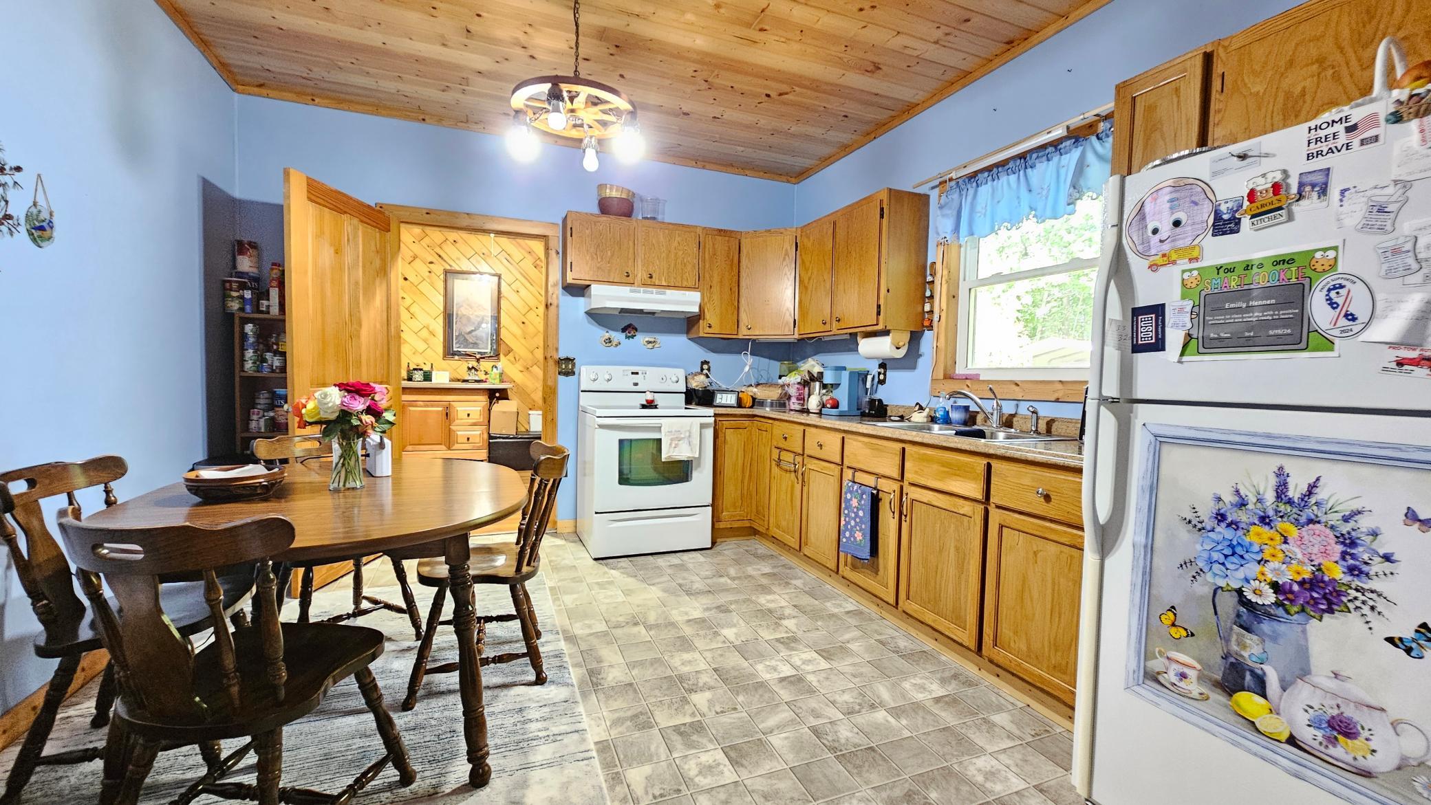 2010 single family home for sale at 6444 Cougar Trail NW in Walker, MN — 1 bed, 1 bath (photo 7 of 24)