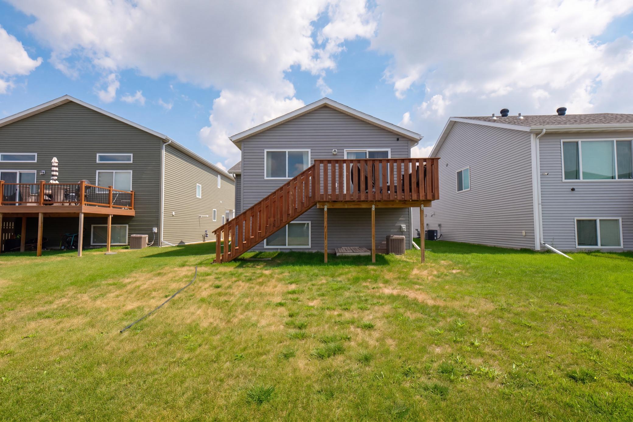 2019 single family home for sale at 2754 10th Street W in West Fargo, ND — 3 bed, 2 bath (photo 32 of 36)