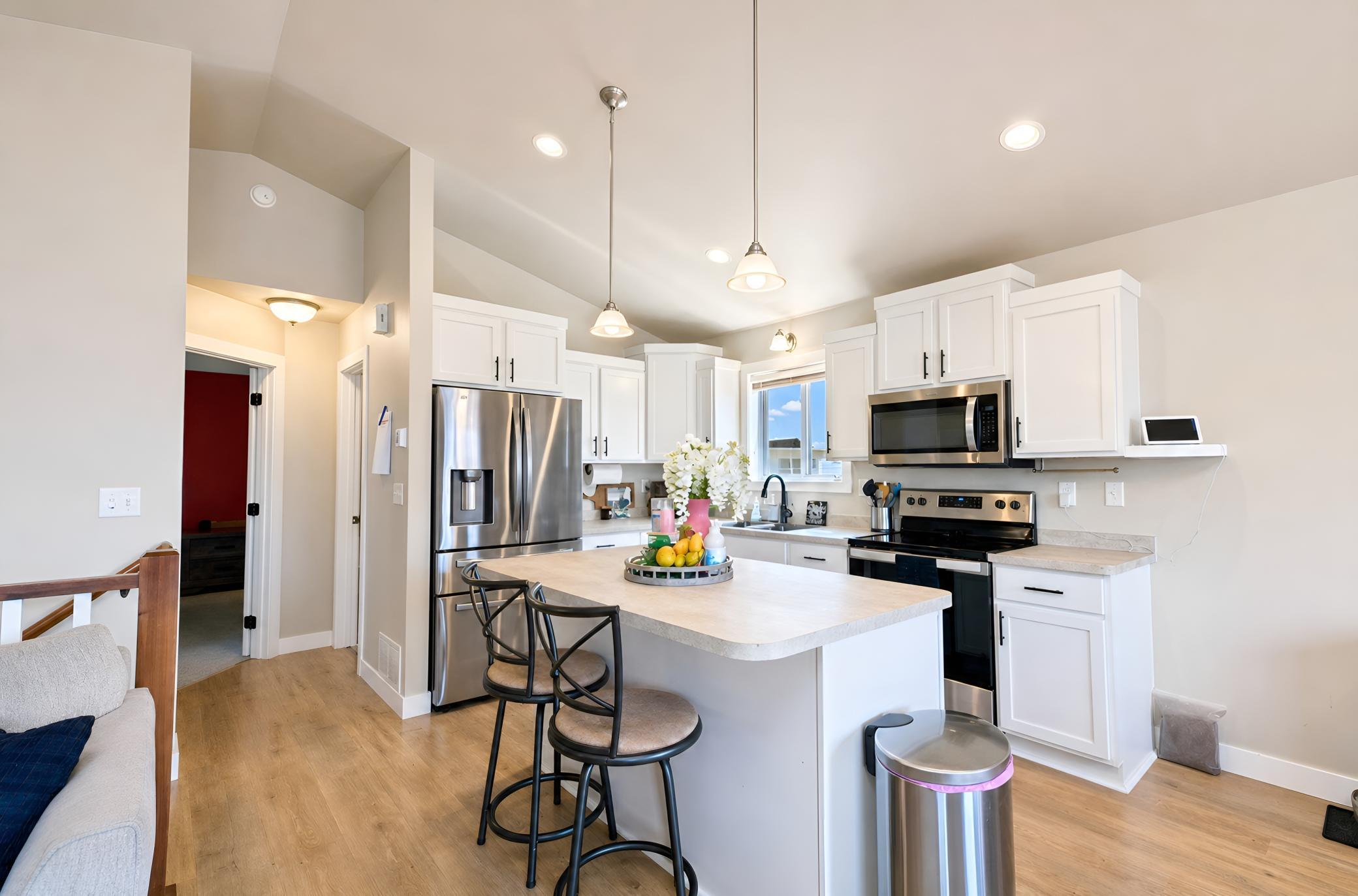 2019 single family home for sale at 2754 10th Street W in West Fargo, ND — 3 bed, 2 bath (photo 5 of 36)