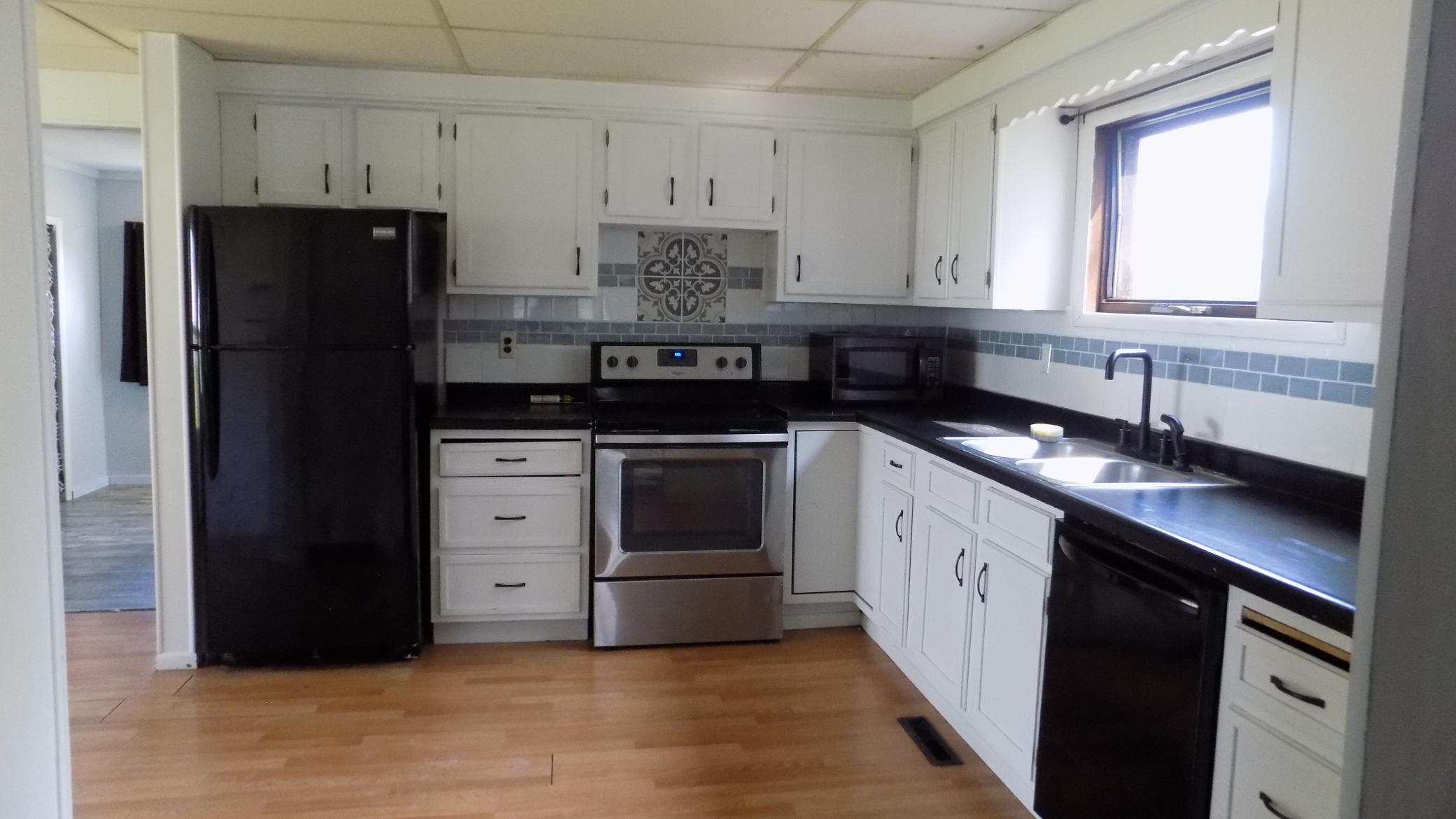 1950 single family home for sale at 203 Mitchell Street in Coleraine, MN — 3 bed, 2 bath (photo 6 of 13)