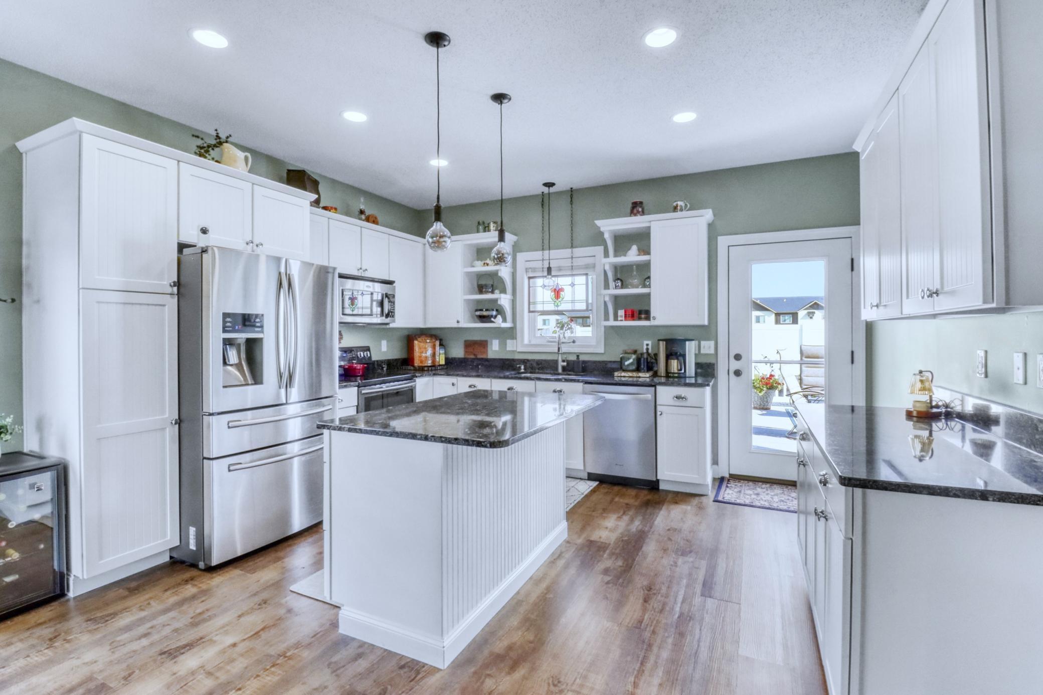 2007 single family home for sale at 4945 38th Avenue S in Fargo, ND — 4 bed, 4 bath (photo 14 of 72)
