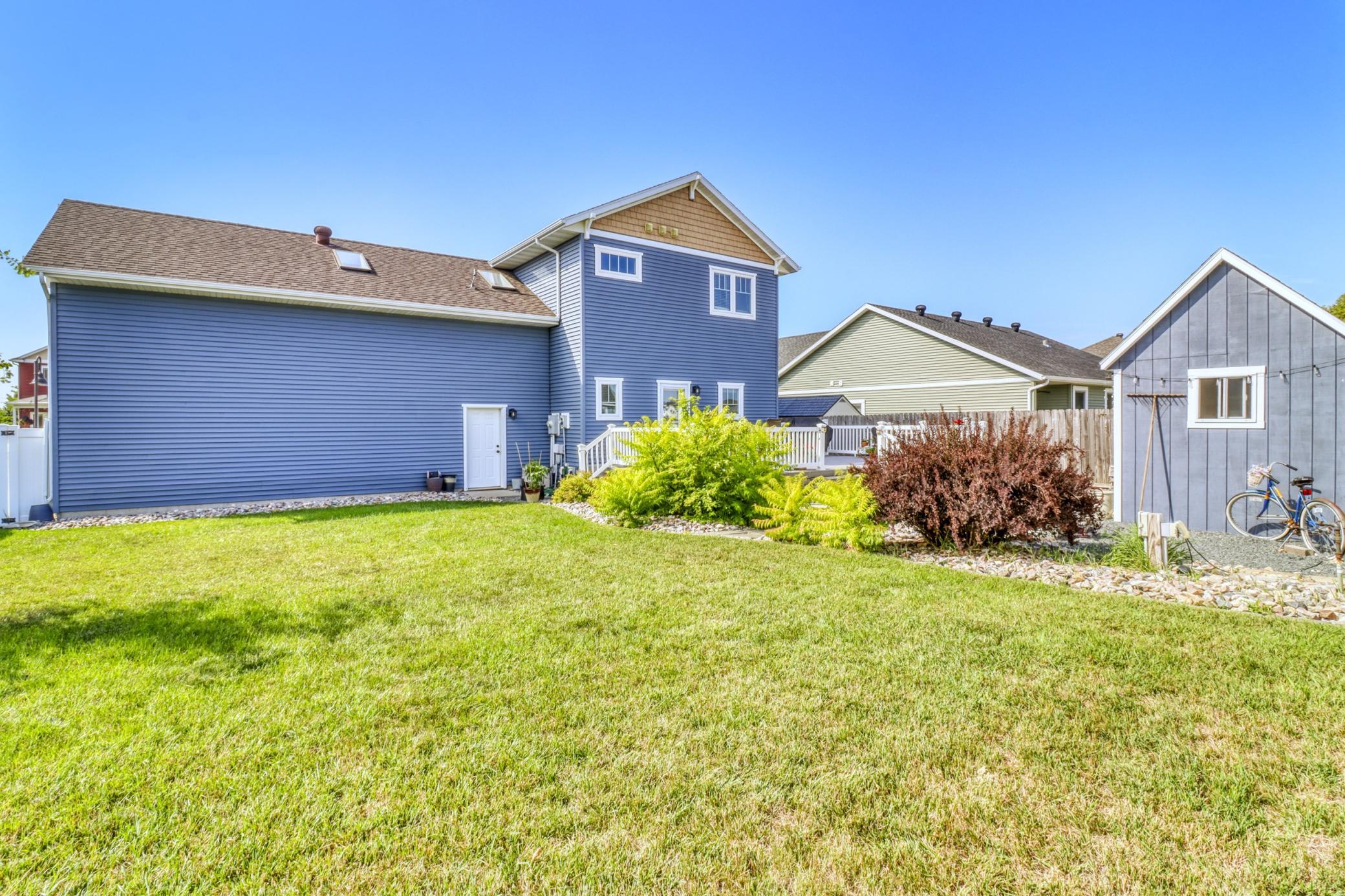 2007 single family home for sale at 4945 38th Avenue S in Fargo, ND — 4 bed, 4 bath (photo 65 of 72)