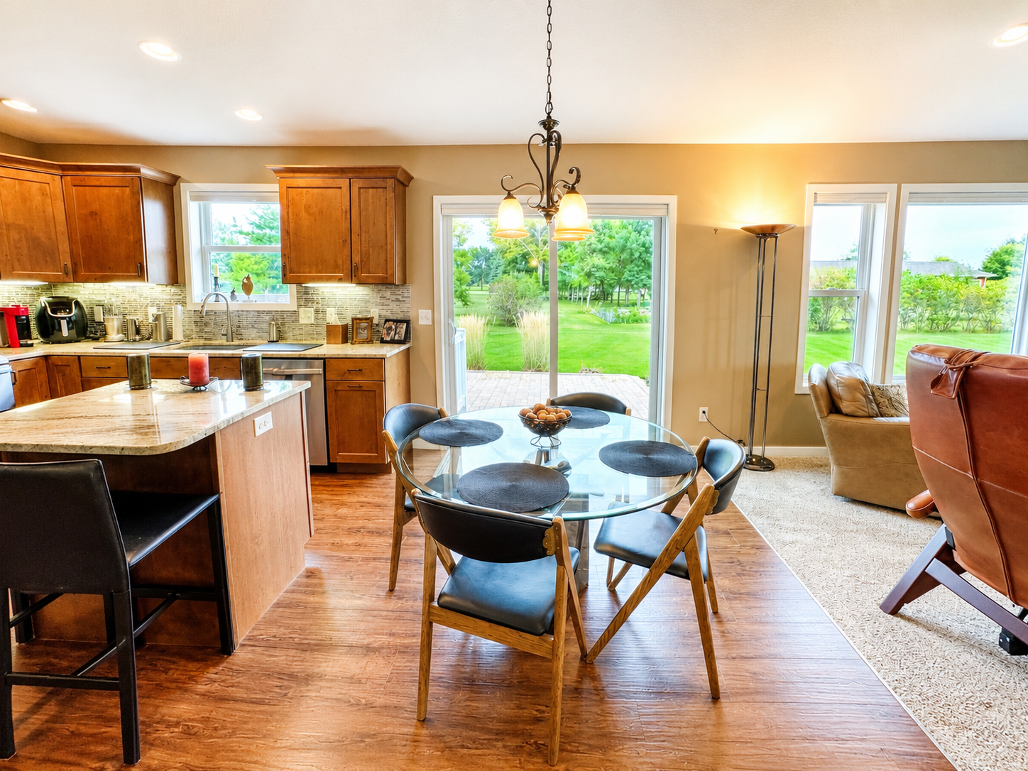 2014 single family home for sale at 600 14th Street NW in Perham, MN — 4 bed, 3 bath (photo 16 of 40)