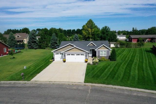 2014 single family home for sale at 600 14th Street NW in Perham, MN — 4 bed, 3 bath (photo 38 of 40)