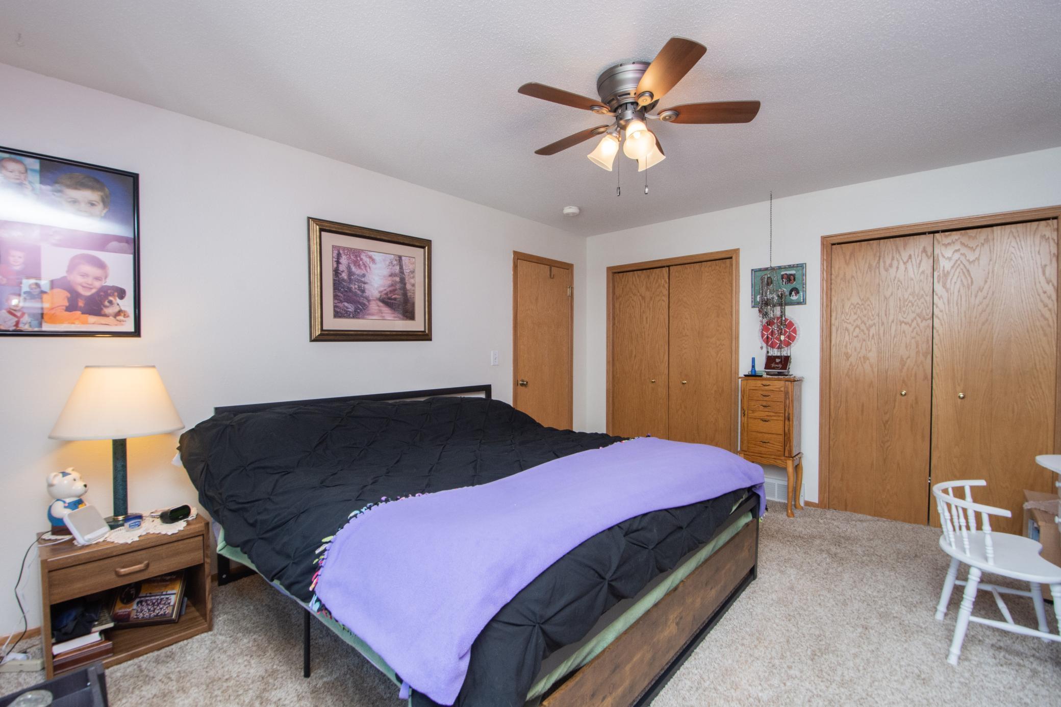 1999 single family home for sale at 1519 Sunset Boulevard in Hawley, MN — 4 bed, 2 bath (photo 19 of 47)