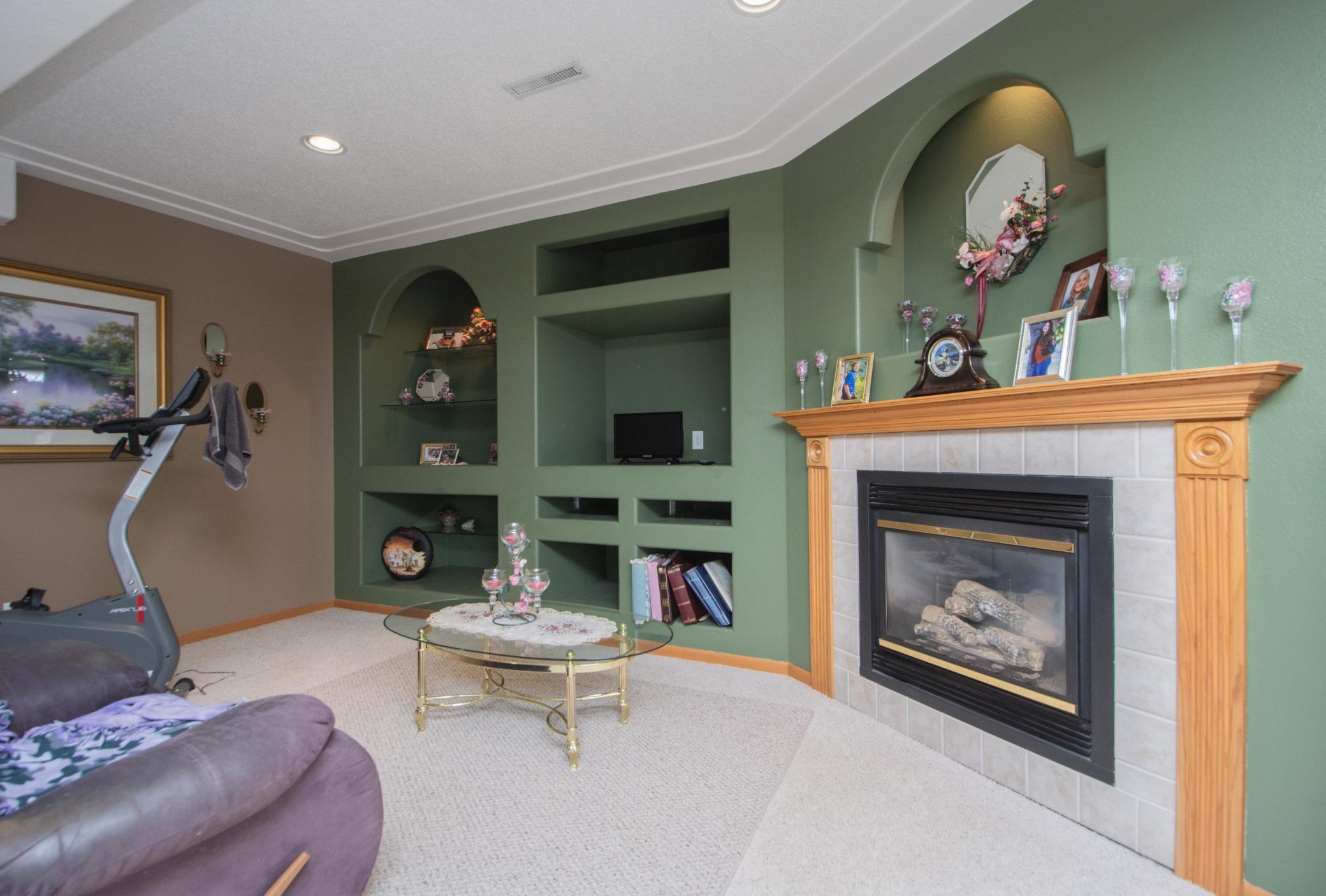 1999 single family home for sale at 1519 Sunset Boulevard in Hawley, MN — 4 bed, 2 bath (photo 26 of 47)