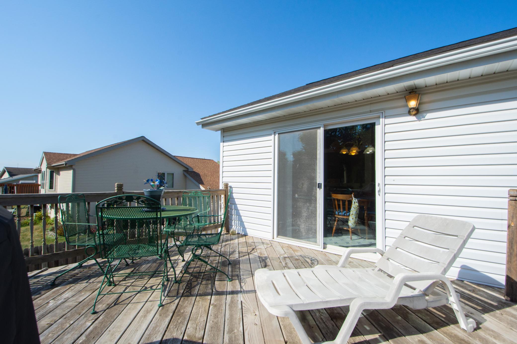 1999 single family home for sale at 1519 Sunset Boulevard in Hawley, MN — 4 bed, 2 bath (photo 40 of 47)