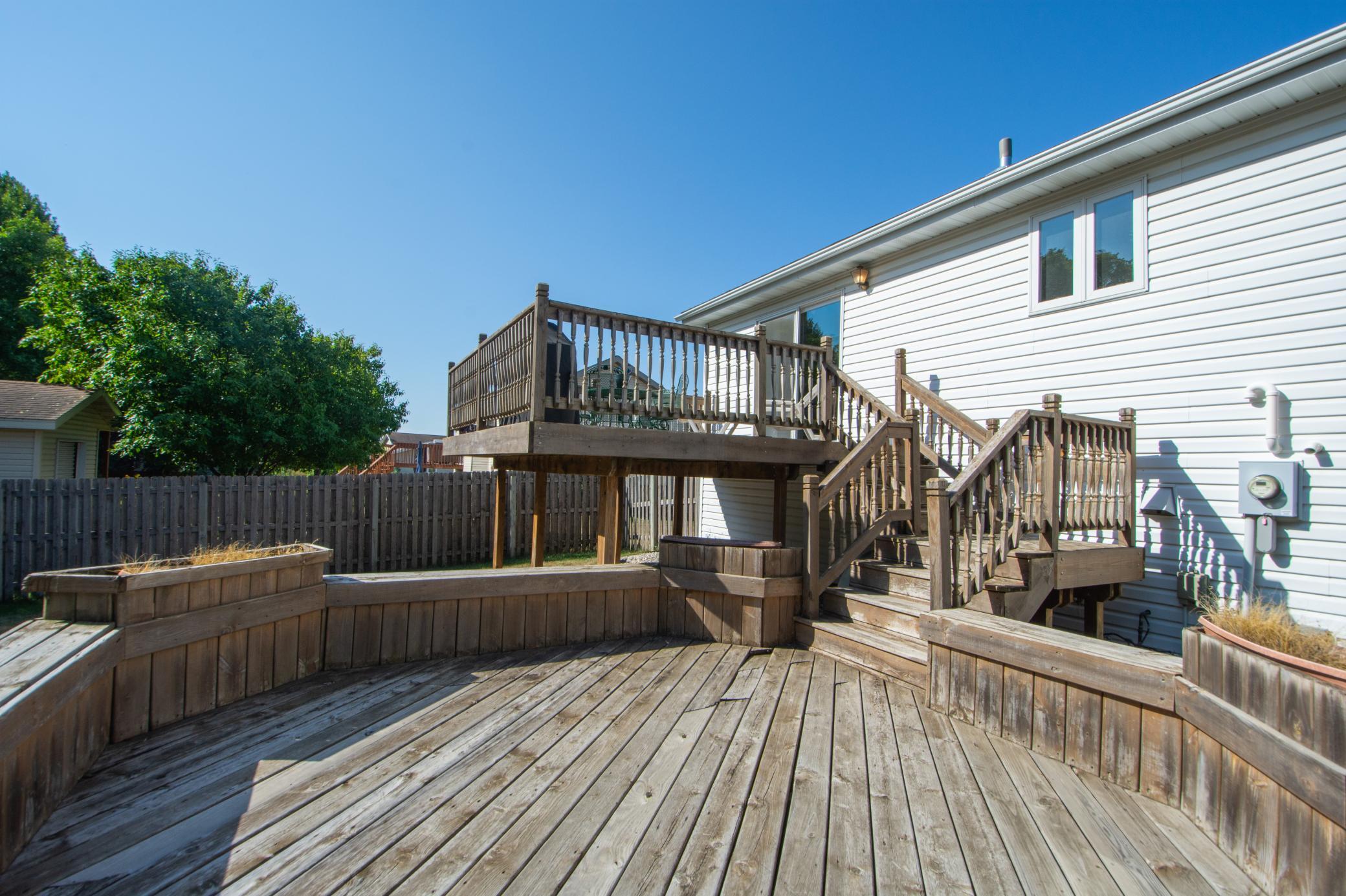 1999 single family home for sale at 1519 Sunset Boulevard in Hawley, MN — 4 bed, 2 bath (photo 41 of 47)
