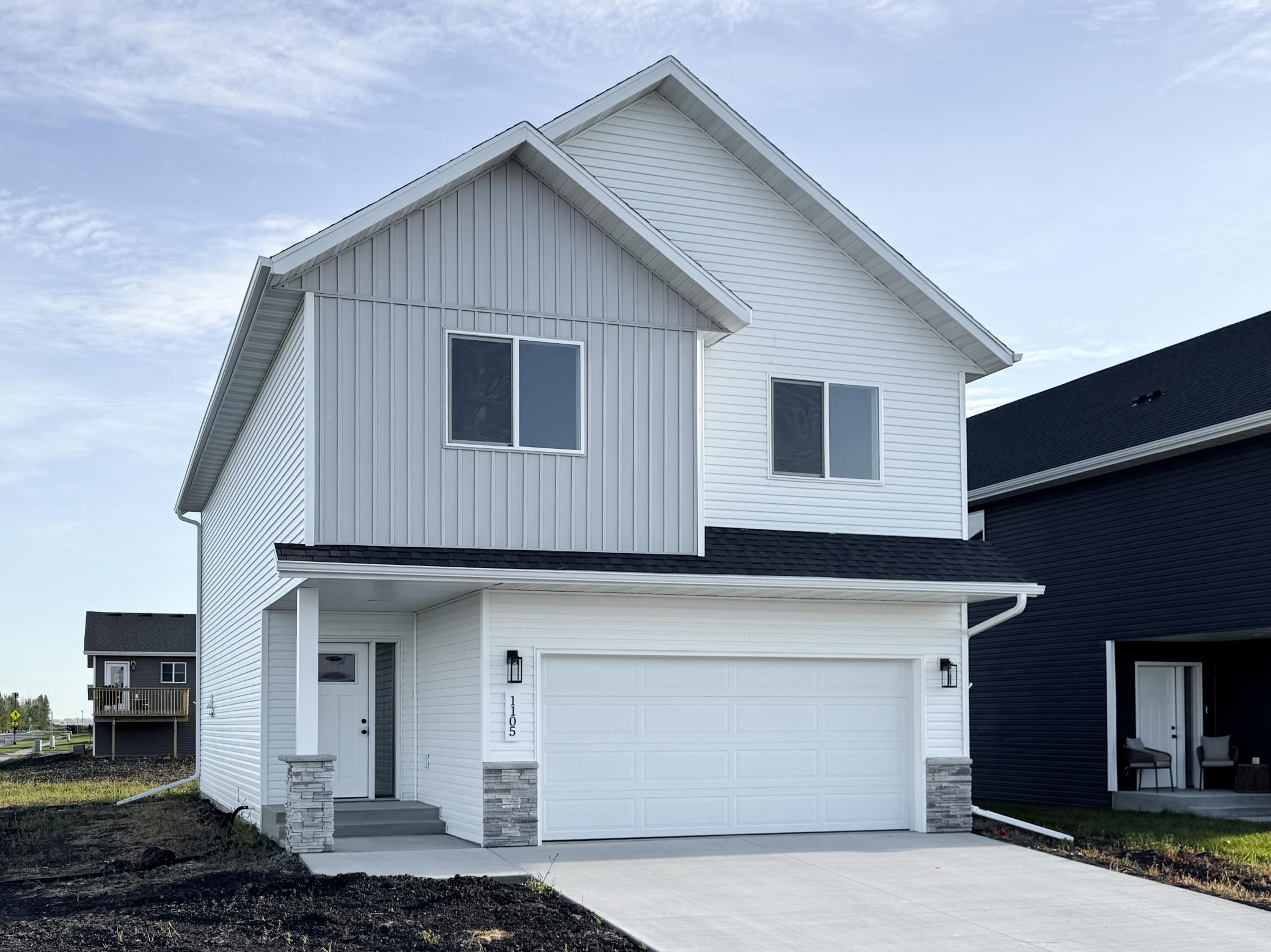 2025 single family home for sale at 1105 Jill Drive W in West Fargo, ND — 3 bed, 2 bath (photo 2 of 35)