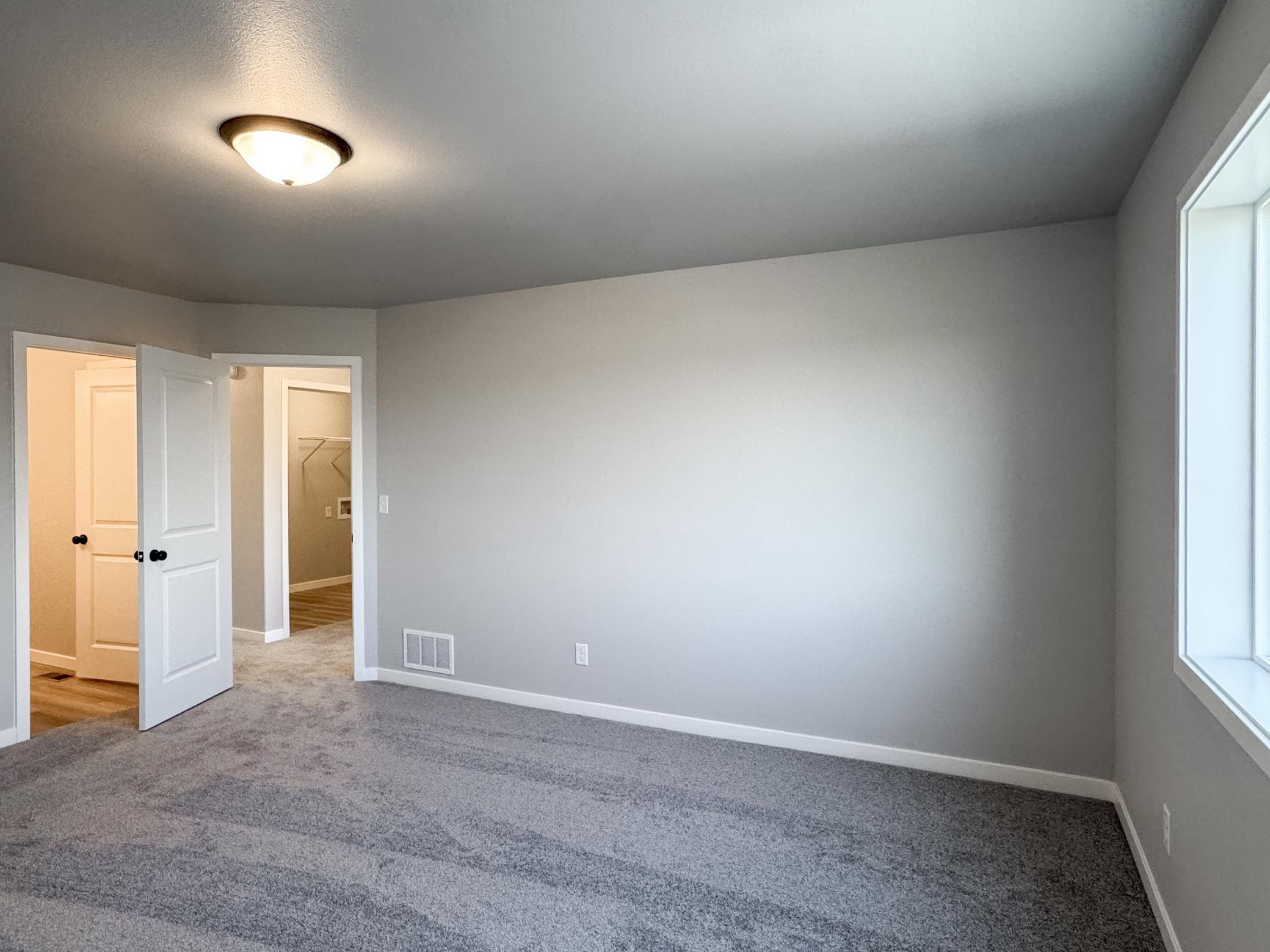 2025 single family home for sale at 1105 Jill Drive W in West Fargo, ND — 3 bed, 2 bath (photo 23 of 35)